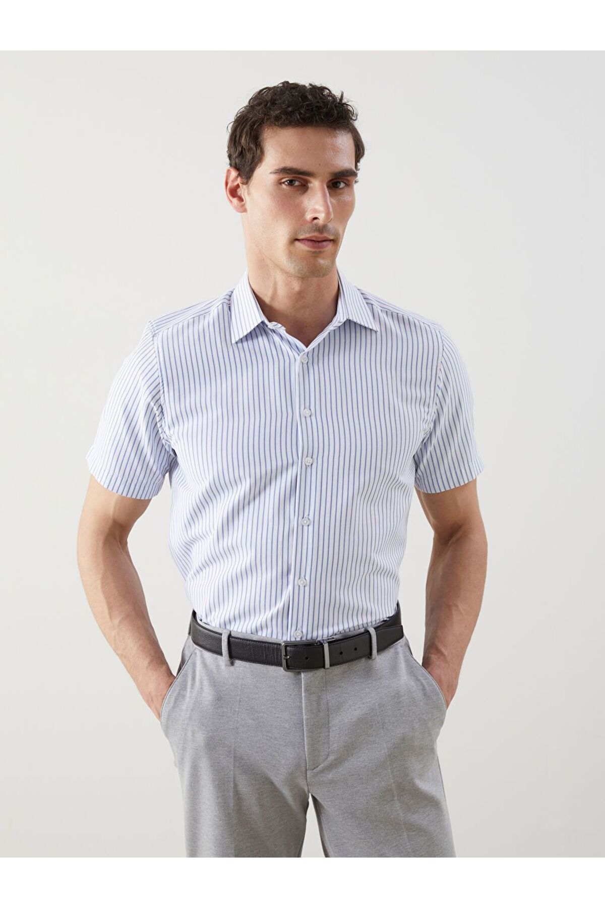 LC Waikiki LCWAIKIKI Formal Regular Fit Çizgili Erkek Gömlek