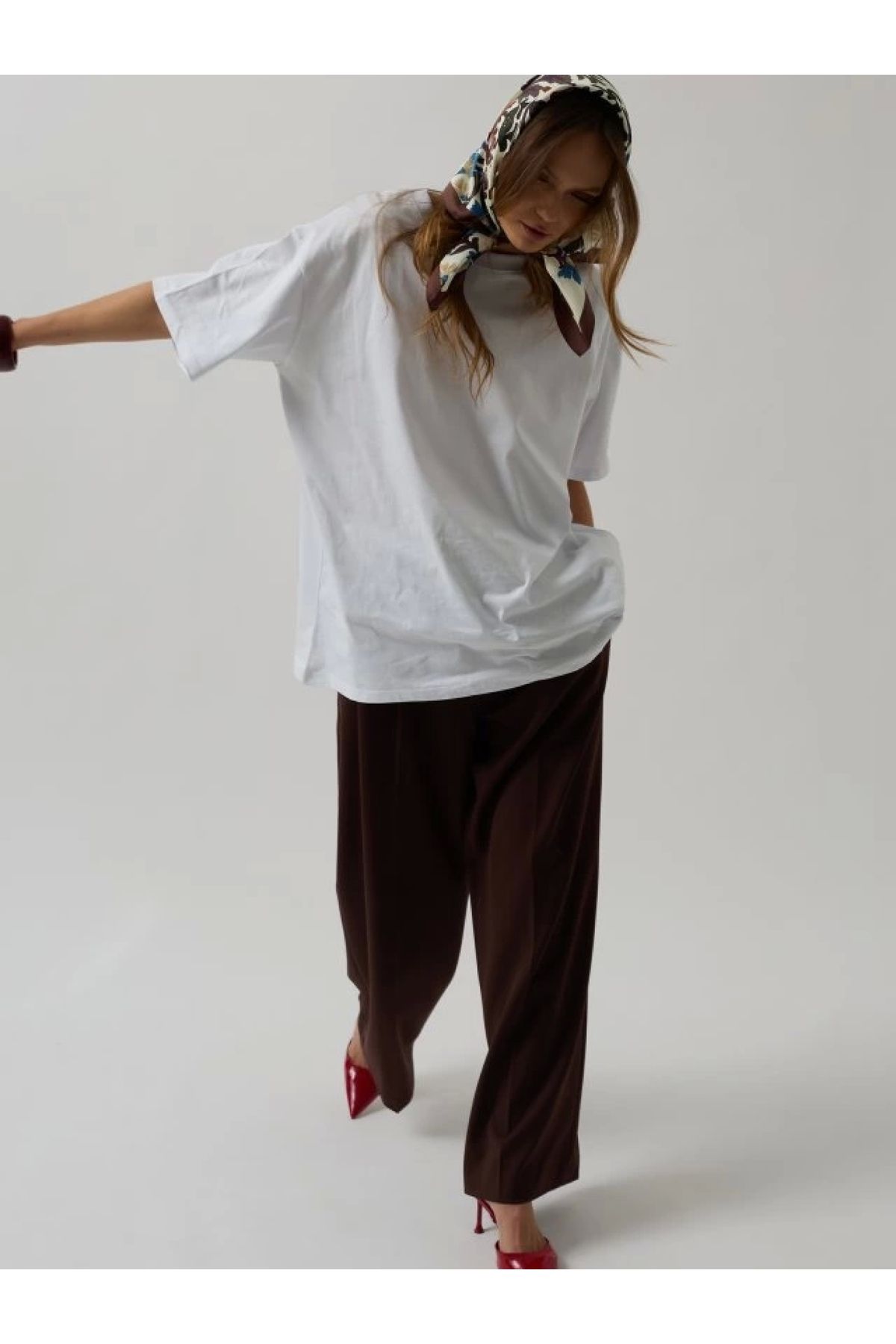 POLEXP Comfy Oversized T-Shirt for Everyday Style