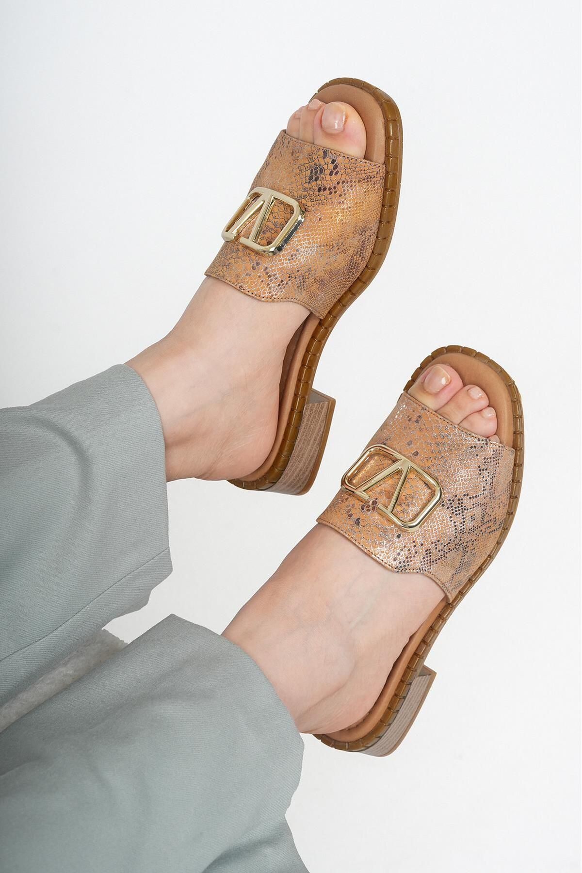 Stilbagshoes VELMA V TOKA DETAYLI YILAN HAKİKİ DERİ KADIN TERLİK TABA