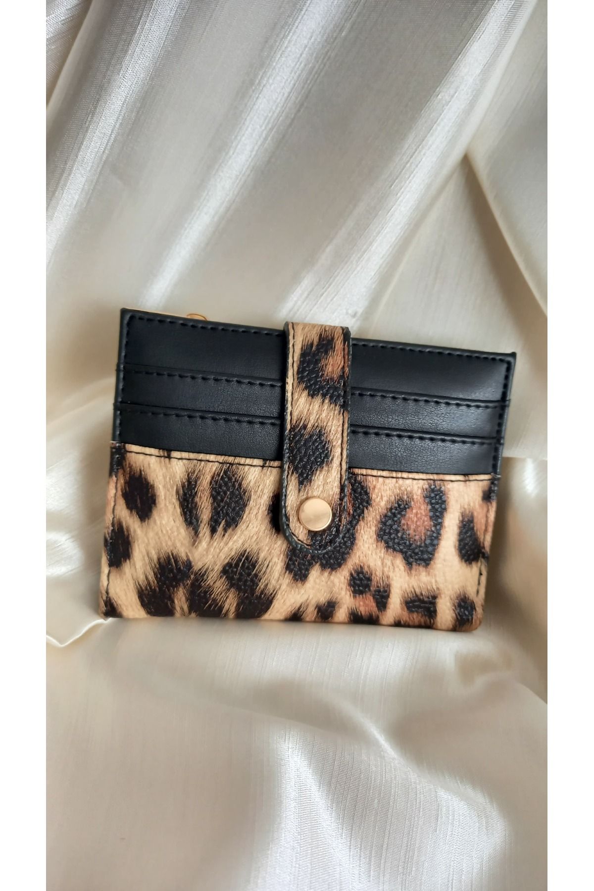 MODA Leopar Desenli Kadın Cüzdan-Kartlıklı,Çıtçıt Kapamalı,Suni Deri
