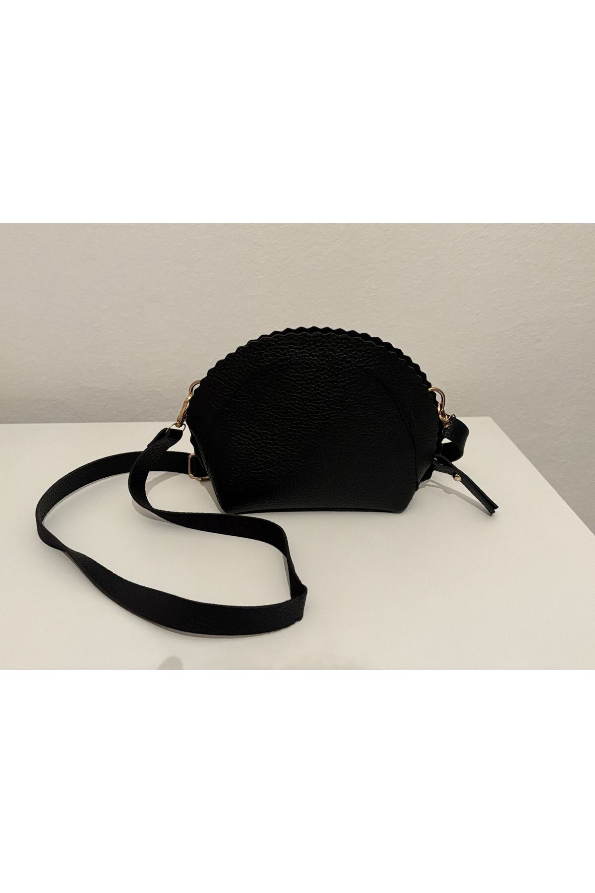BEMİRA BAGS KADIN OMUZ ÇANTASI FERMUARLIMİDYE MODEL