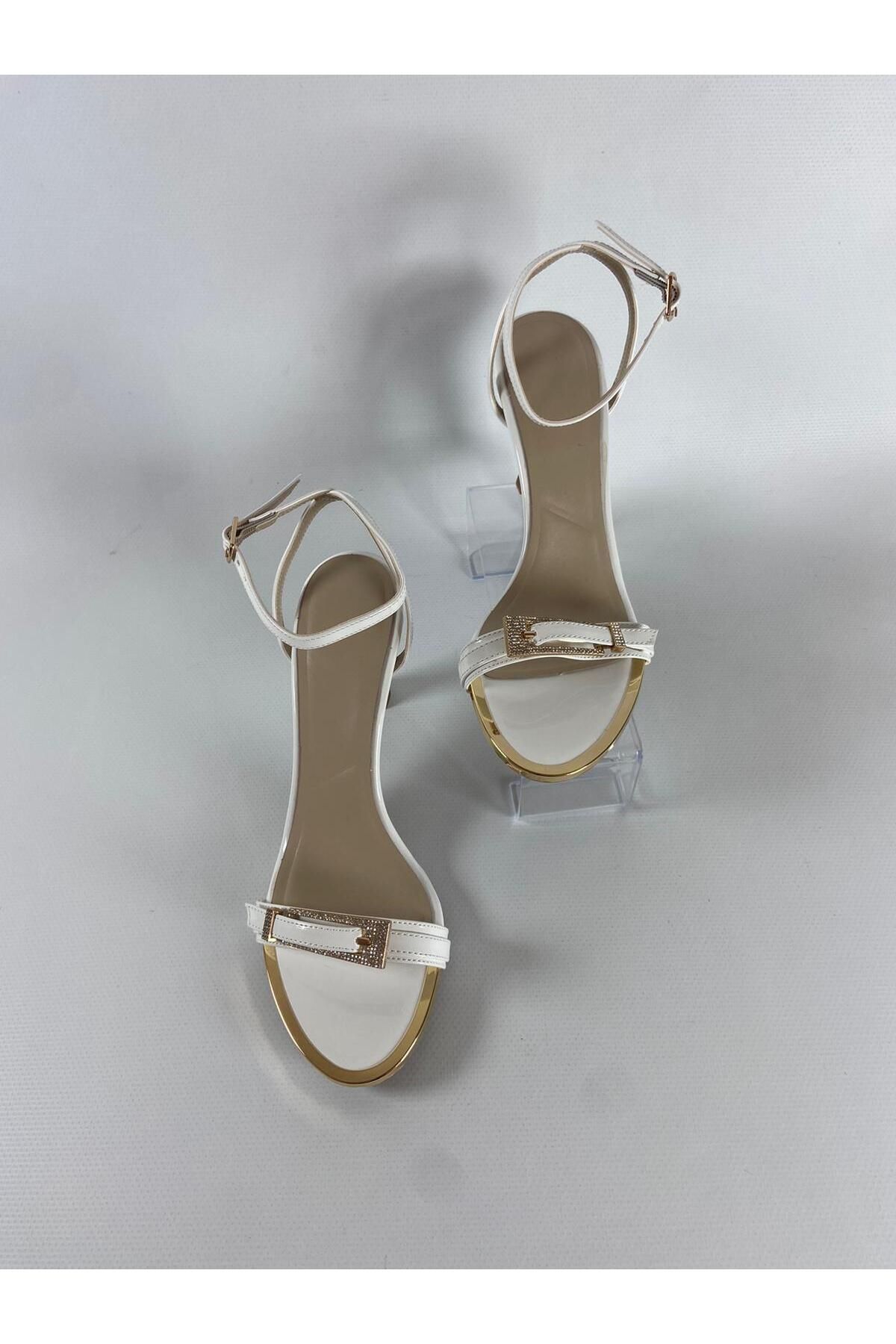 DİVA Kadın İnce Bantlı Topuklu Sandalet Altın Gold Detaylı Stiletto