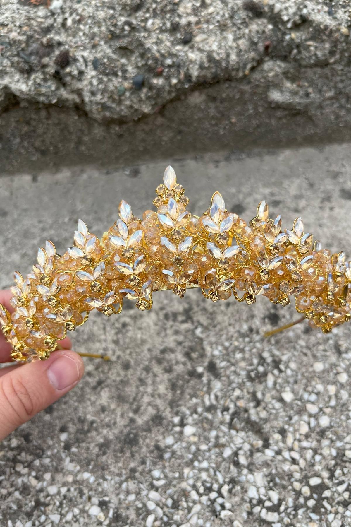 Hobigram Aldonsa Gold Gelin Kına Tacı Özel Gün Aksesuar Kadın Taç Saç Aksesuarı