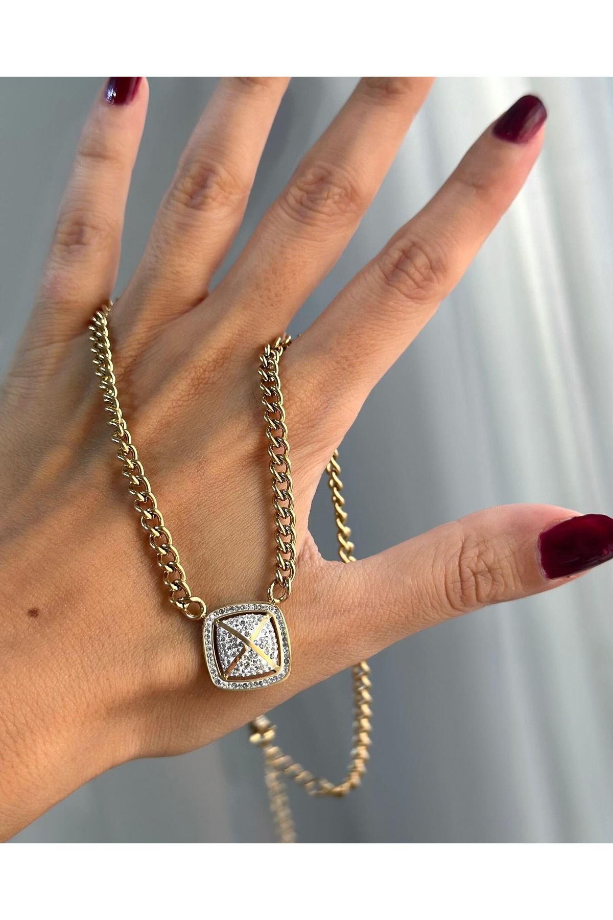 Nera Accessories Taşlı Kolye