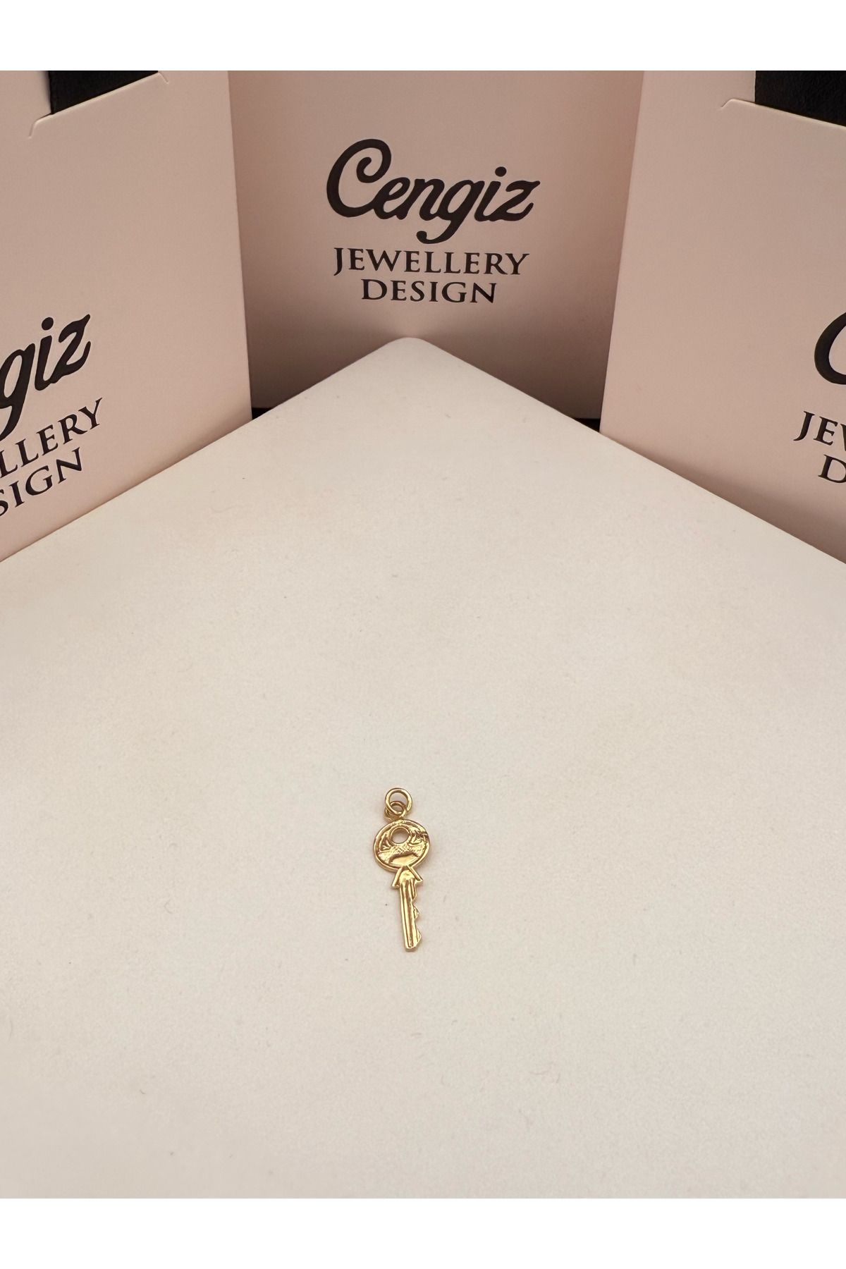 cengizjewellery 14 Ayar Anahtar Altın Kolye Ucu