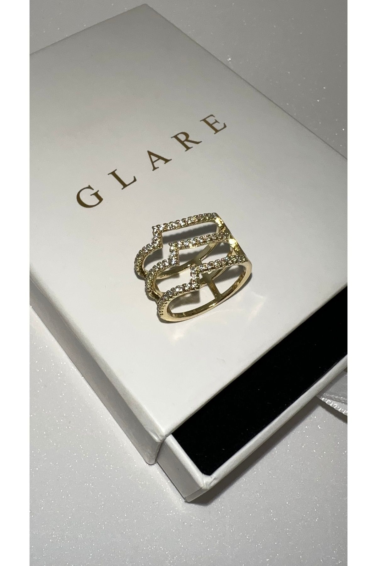 GLARE JEWELRY 3lü Görünüm Model Zirkon Taşlı Tasarım Paslanmaz Çelik Yüzük