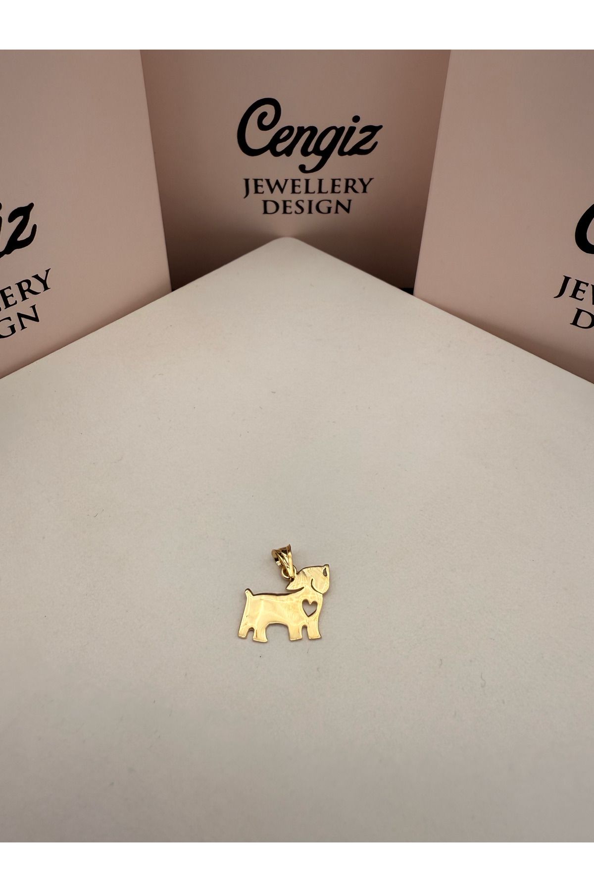 cengizjewellery 14 Ayar Altın Köpek Kolye Ucu