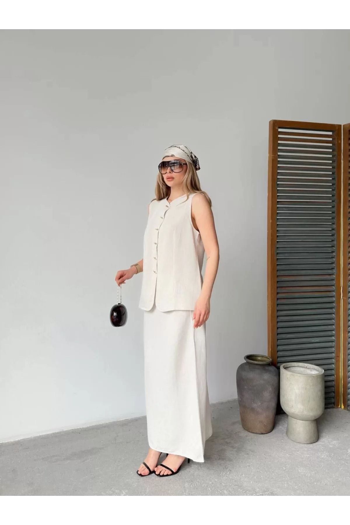 BBbutik Keten Kolsuz Sıfır Yaka İlik Düğmeli Kolsuz Hırka Etek ikili Takım- Beyaz