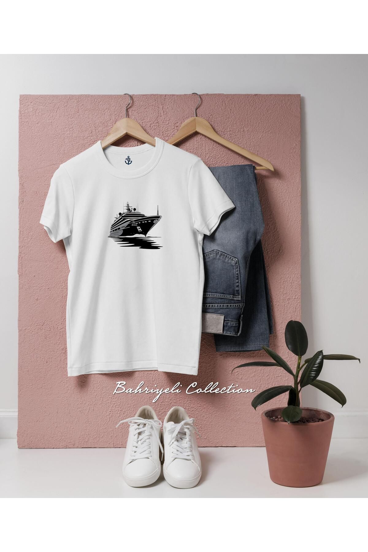 bahriyeli.jpeg Oversize Vektör Çizim Yolcu Gemisi Büyük Tasarımlı Unisex T-Shirt