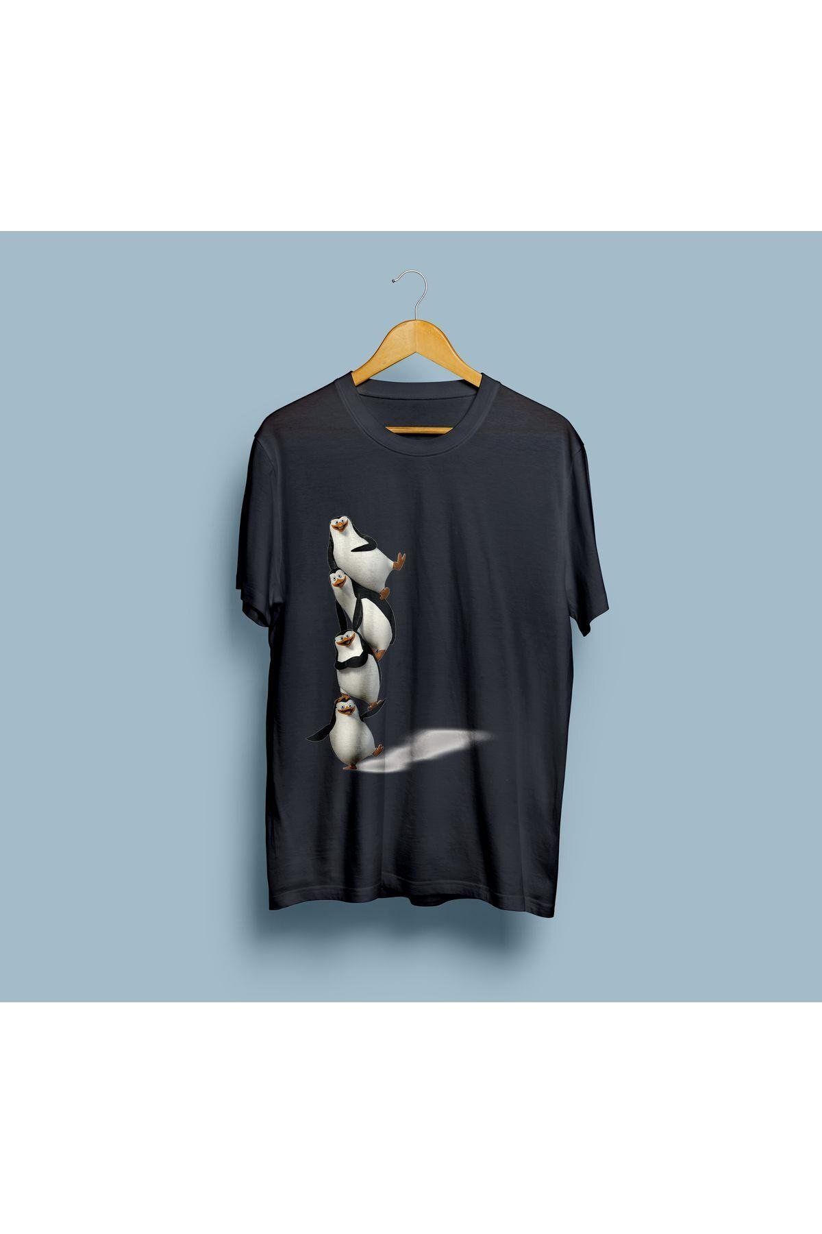 bahriyeli.jpeg Oversize Madagaskar Penguen Tasarım unisex T-shirt