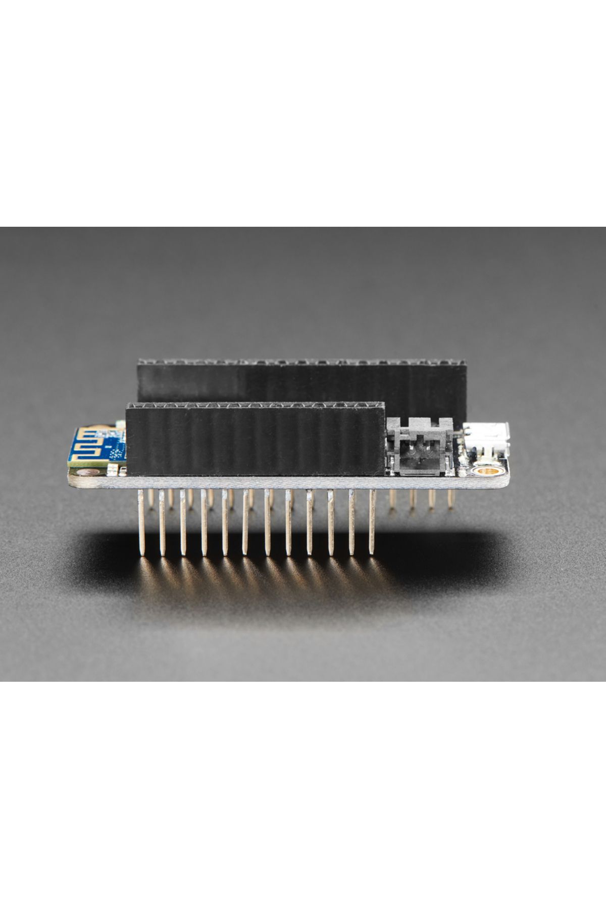 ROBOFUN-Adafruit Feather M0 WiFi Assembled with Stacking Connectors 3
