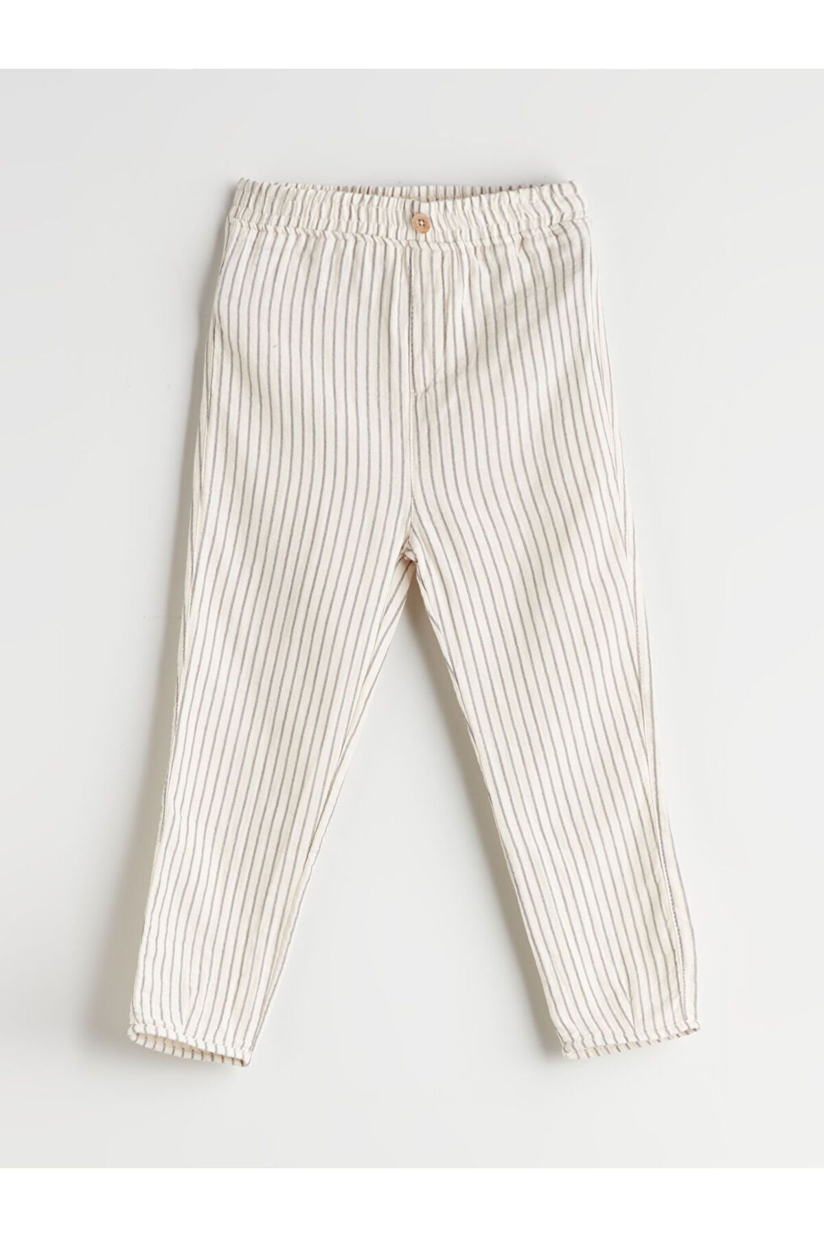 LC Waikiki-Basic Boy's Shirt and Shorts 2-Piece 4