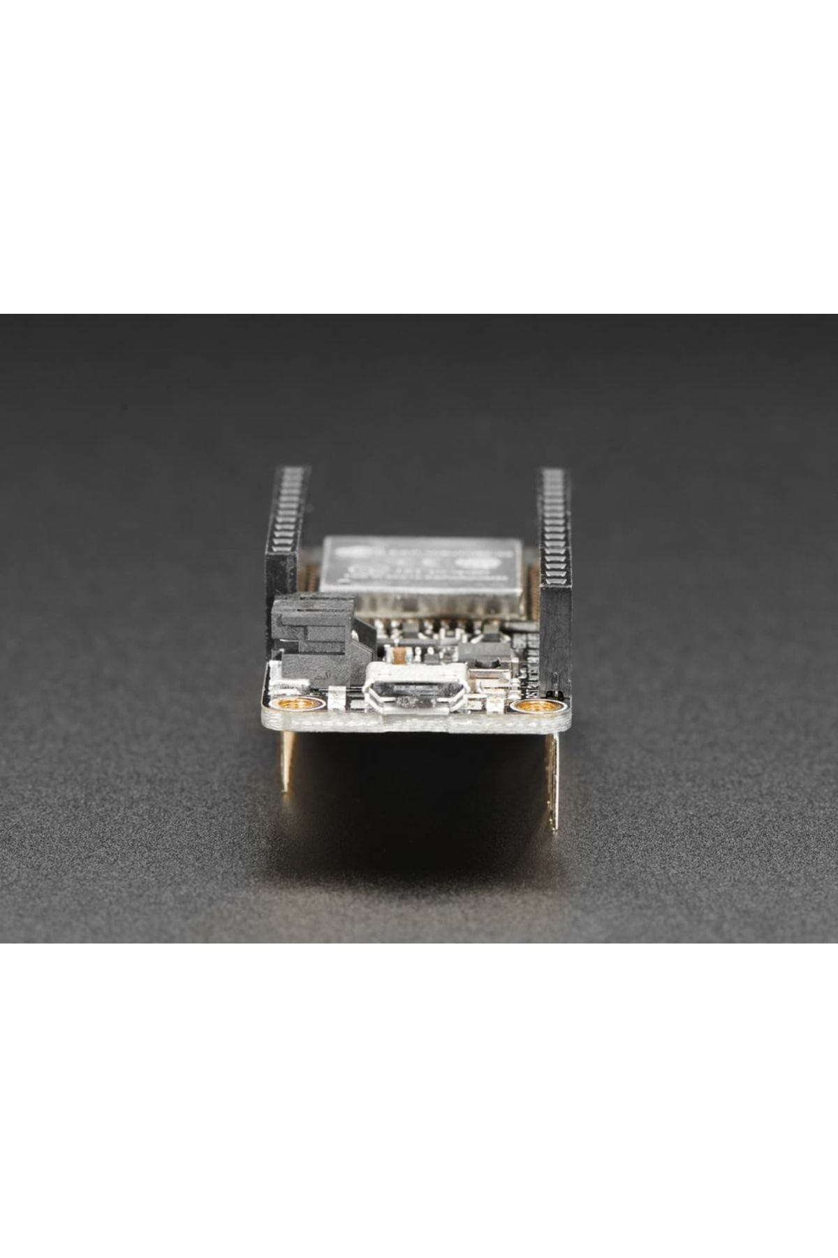 ROBOFUN-Adafruit HUZZAH32 – Assembled Feather ESP32 Board - with Stacking Connectors 3
