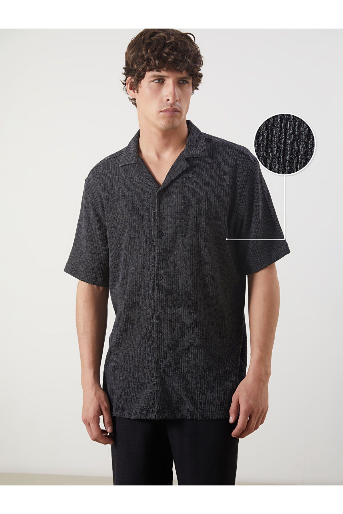 LC Waikiki Regular Fit Kısa Kollu Armürlü Erkek Gömlek