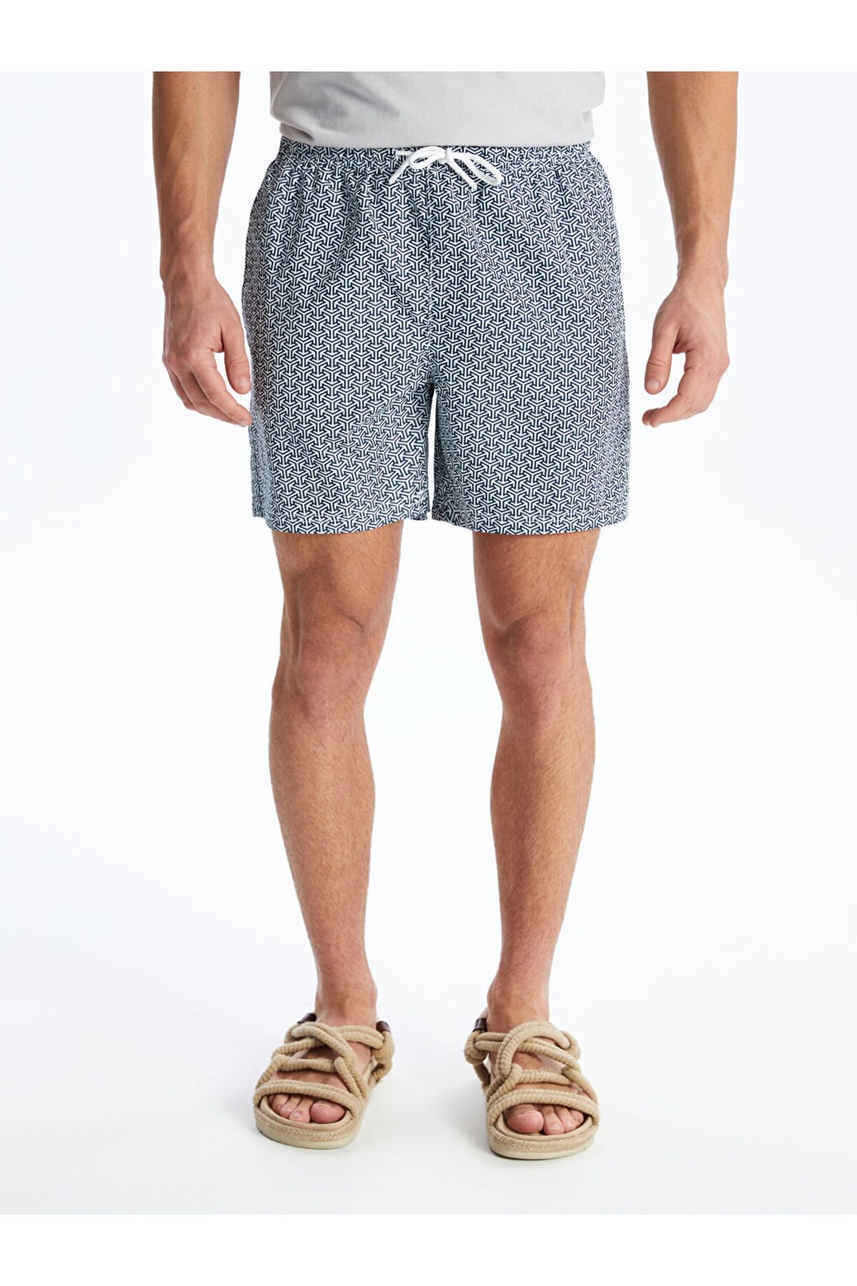 LC Waikiki-Short Length Patterned Men's Sea Shorts 4