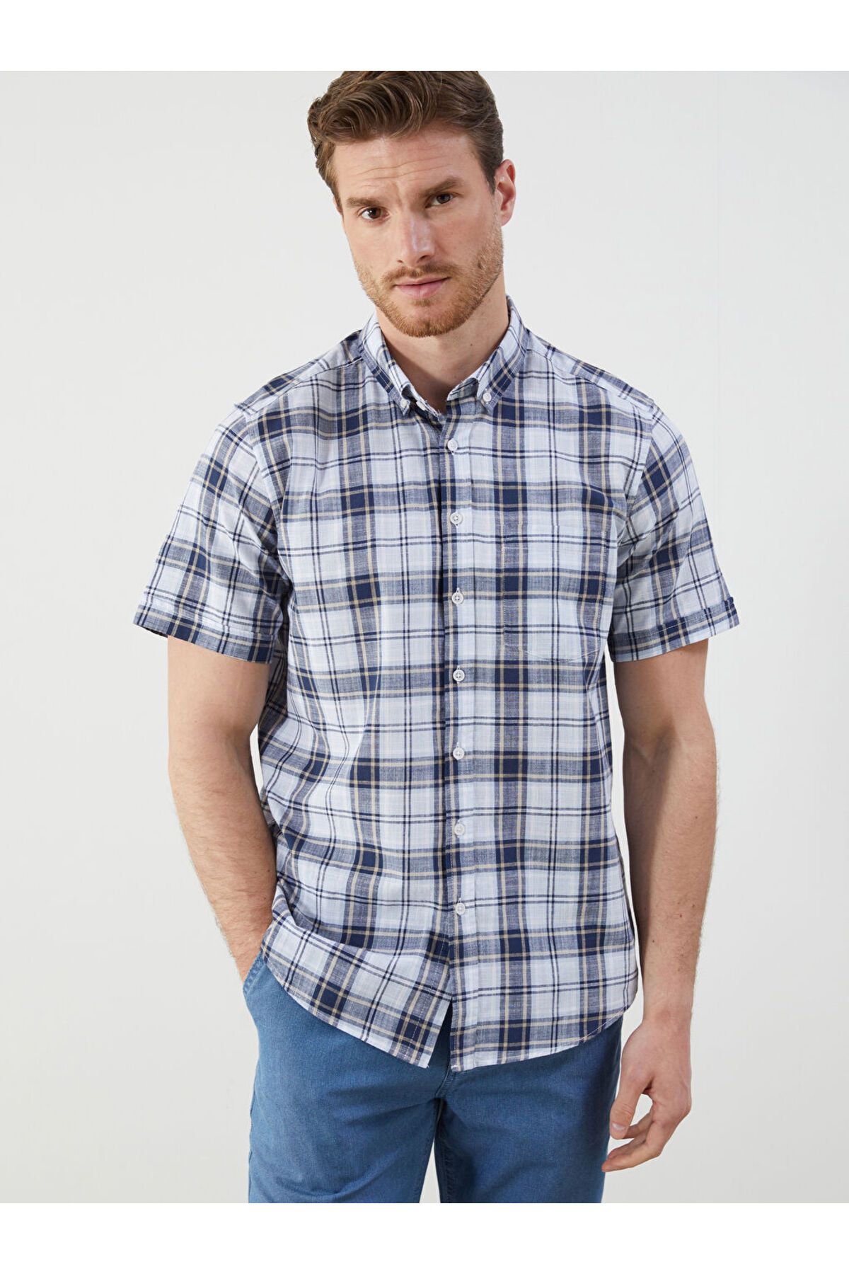 LC Waikiki LCW Regular Fit Kısa Kollu Ekose Erkek Gömlek