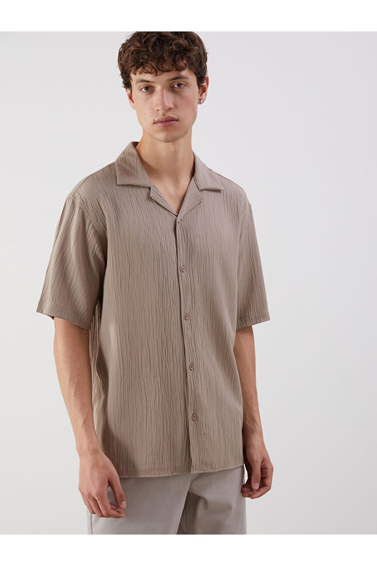 LC Waikiki LCW Regular Fit Kısa Kollu Erkek Gömlek