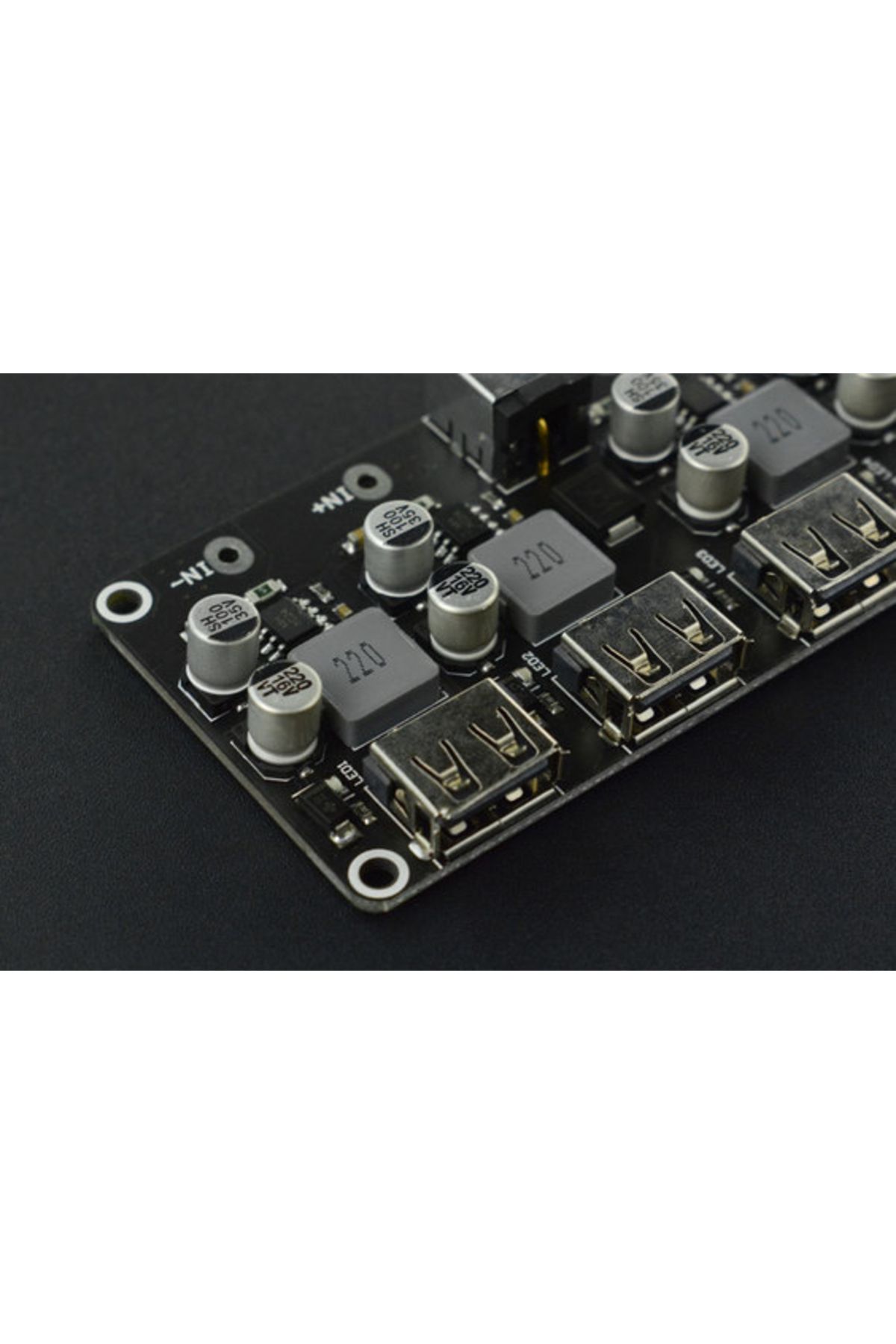 ROBOFUN-DF Robot buck module fast charging with 4 USBs 4
