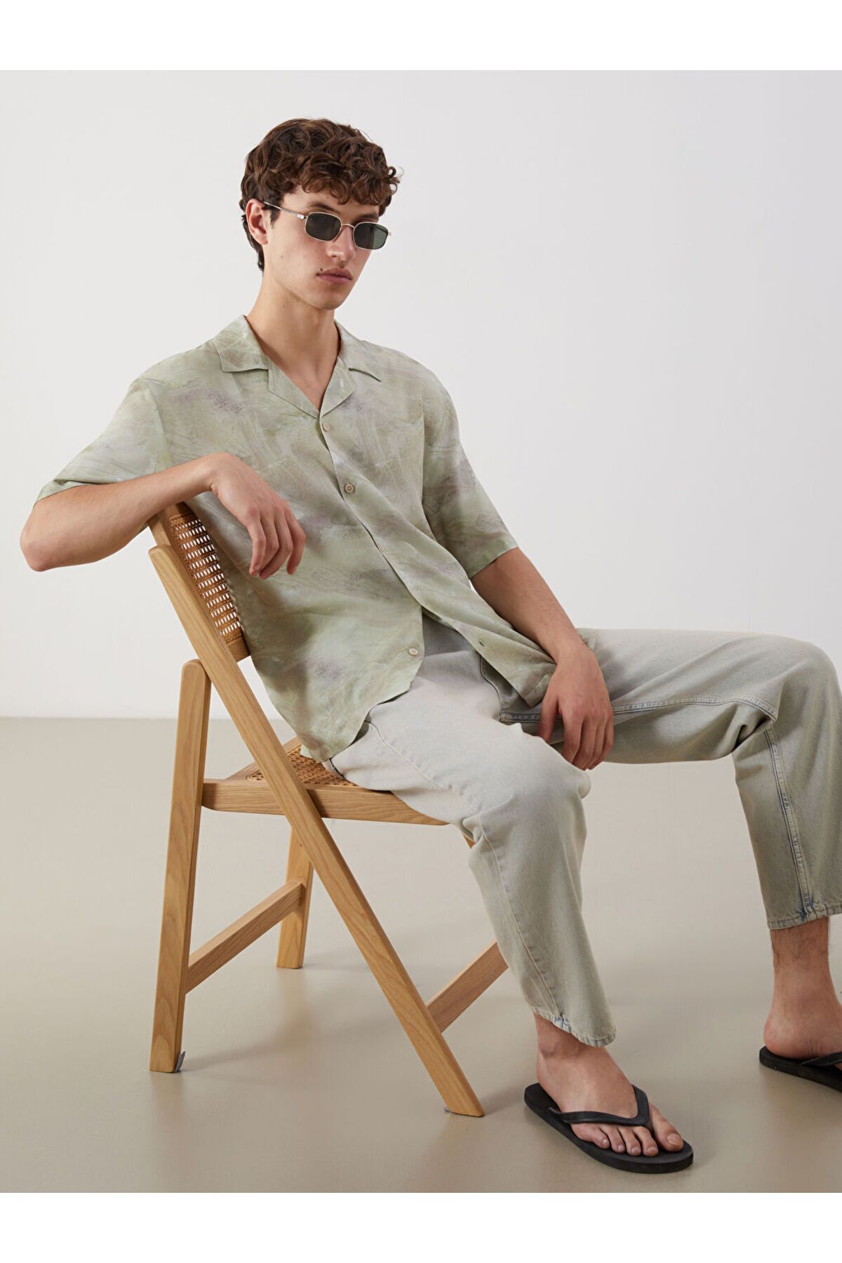 LC Waikiki Loose Fit Kısa Kollu Erkek Gömlek
