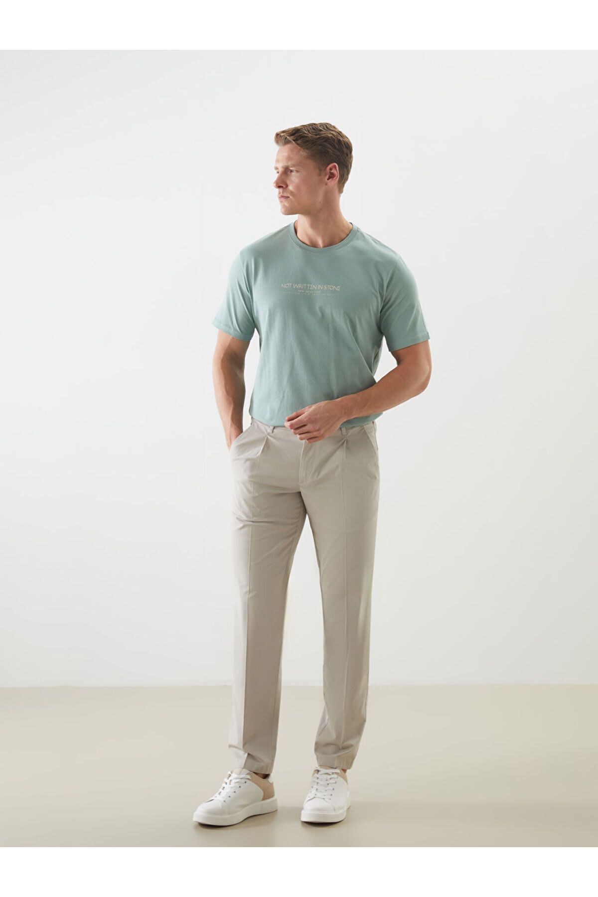 LC Waikiki Standart Kalıp Gabardin Erkek Chino Pantolon