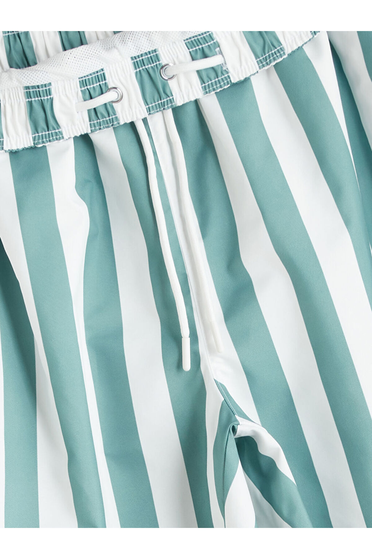 LC Waikiki-Create Your Style from Uzg Store |   Short Length Striped Men's Swim Shorts 2