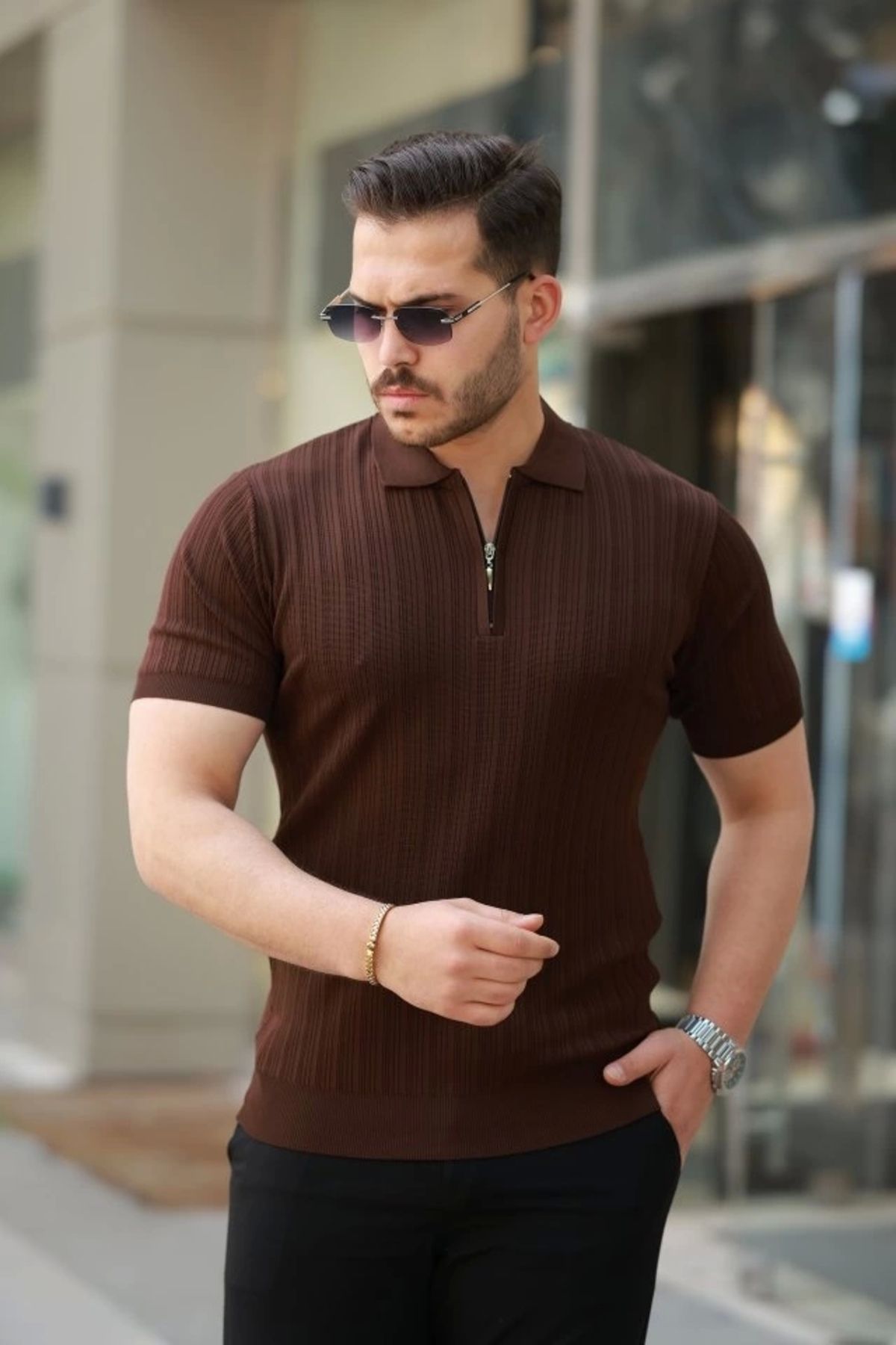 Butik Erkek Fermuar Yakalı Kısa Kollu Tişört