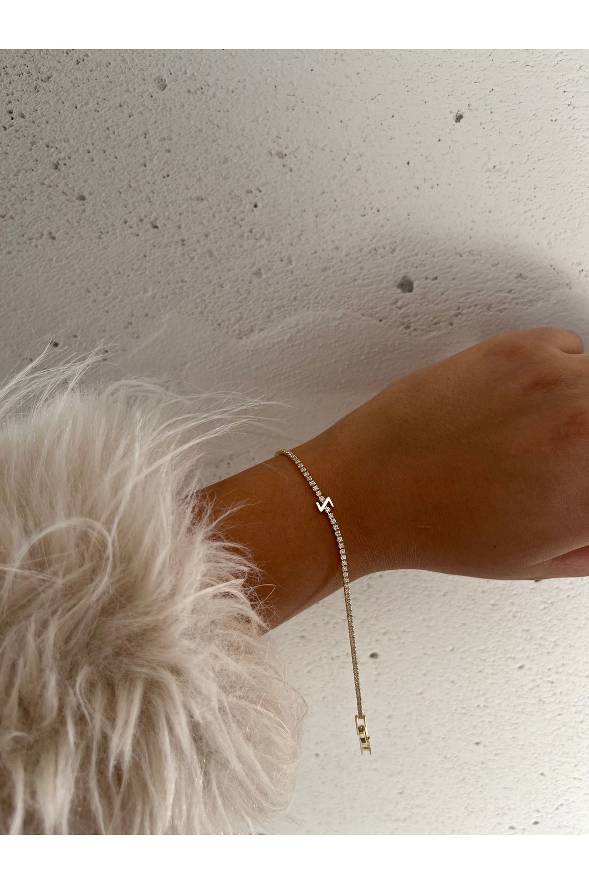 FASHİON JEWELRY Mini Zarif Z Harf Bileklik