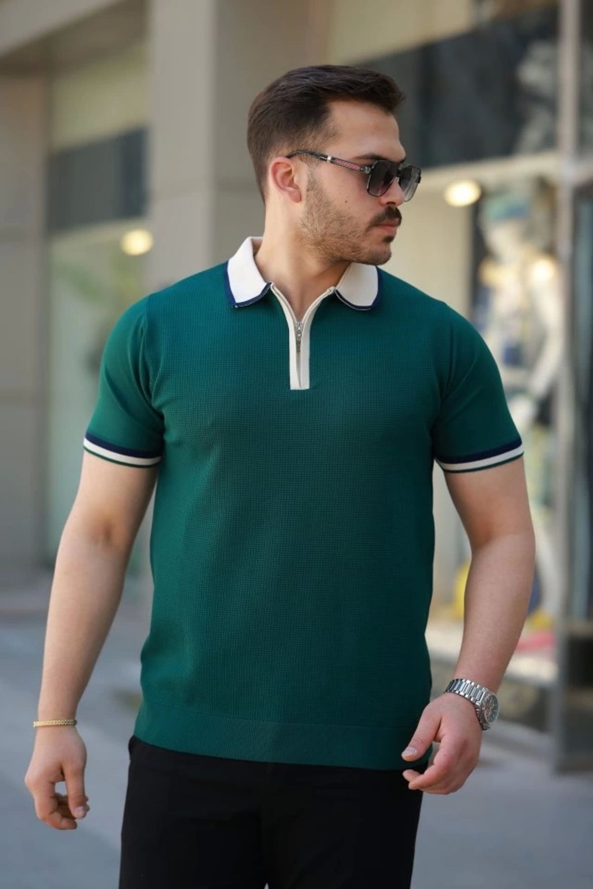 Butik Erkek Renkli Yaka Kısa Kollu Tişört