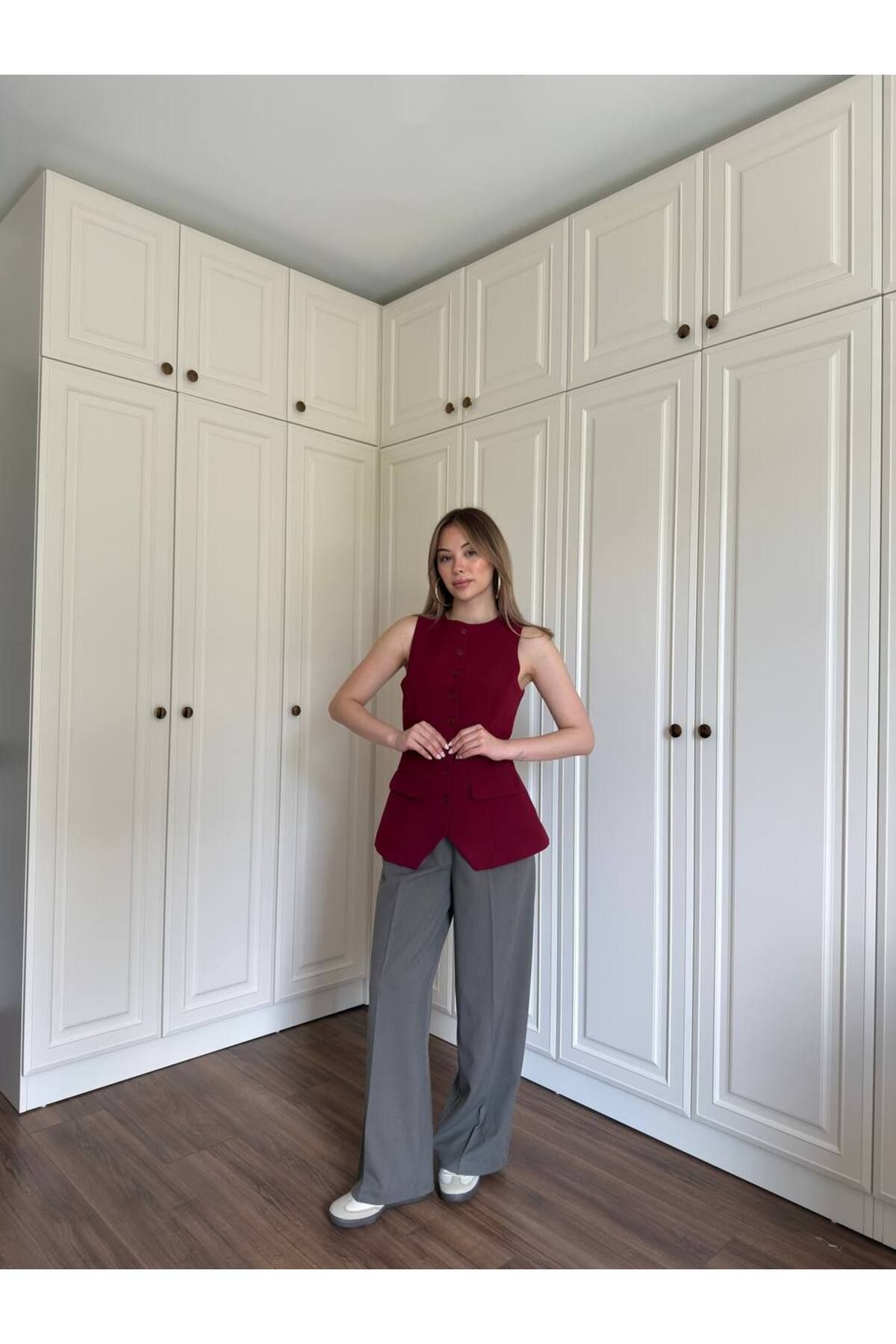 Büşra Ayhan Düğmeli Double Kumaş Kahve/Bordo Yelek