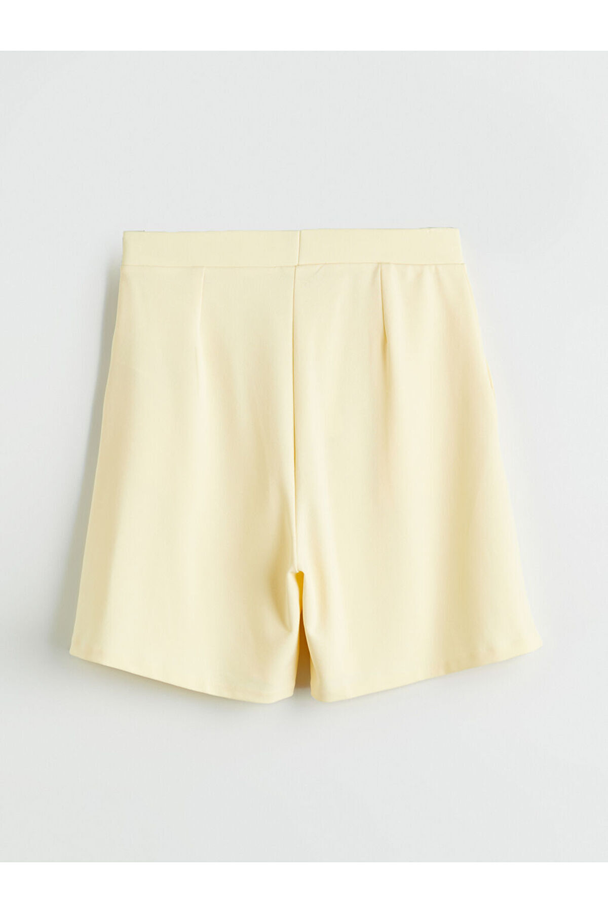 LC Waikiki-Create Your Style from Uzg Store |   Women's Shorts with Elastic Waist 6