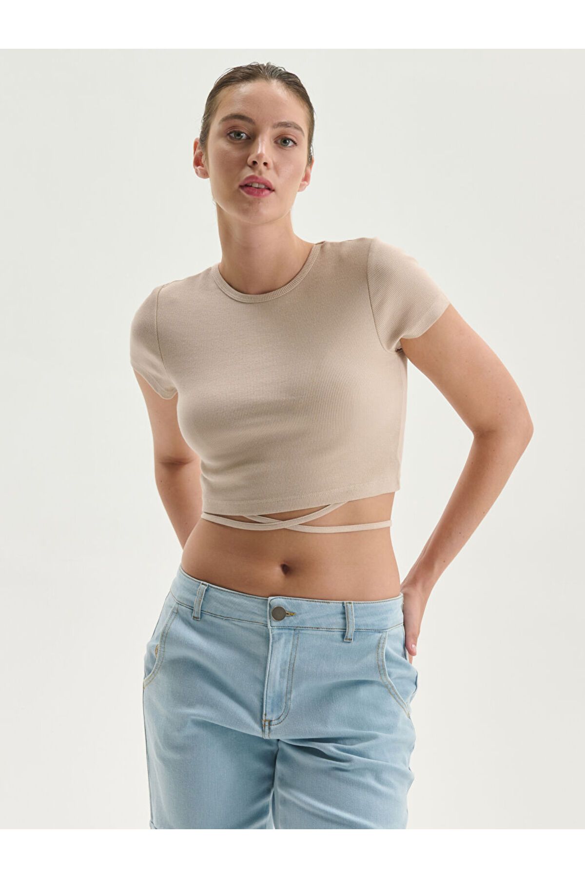 LC Waikiki Bisiklet Yaka İpli Crop