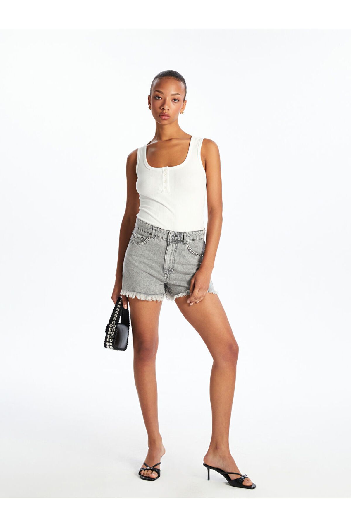 LC Waikiki Mom Fit Kadın Jean Şort