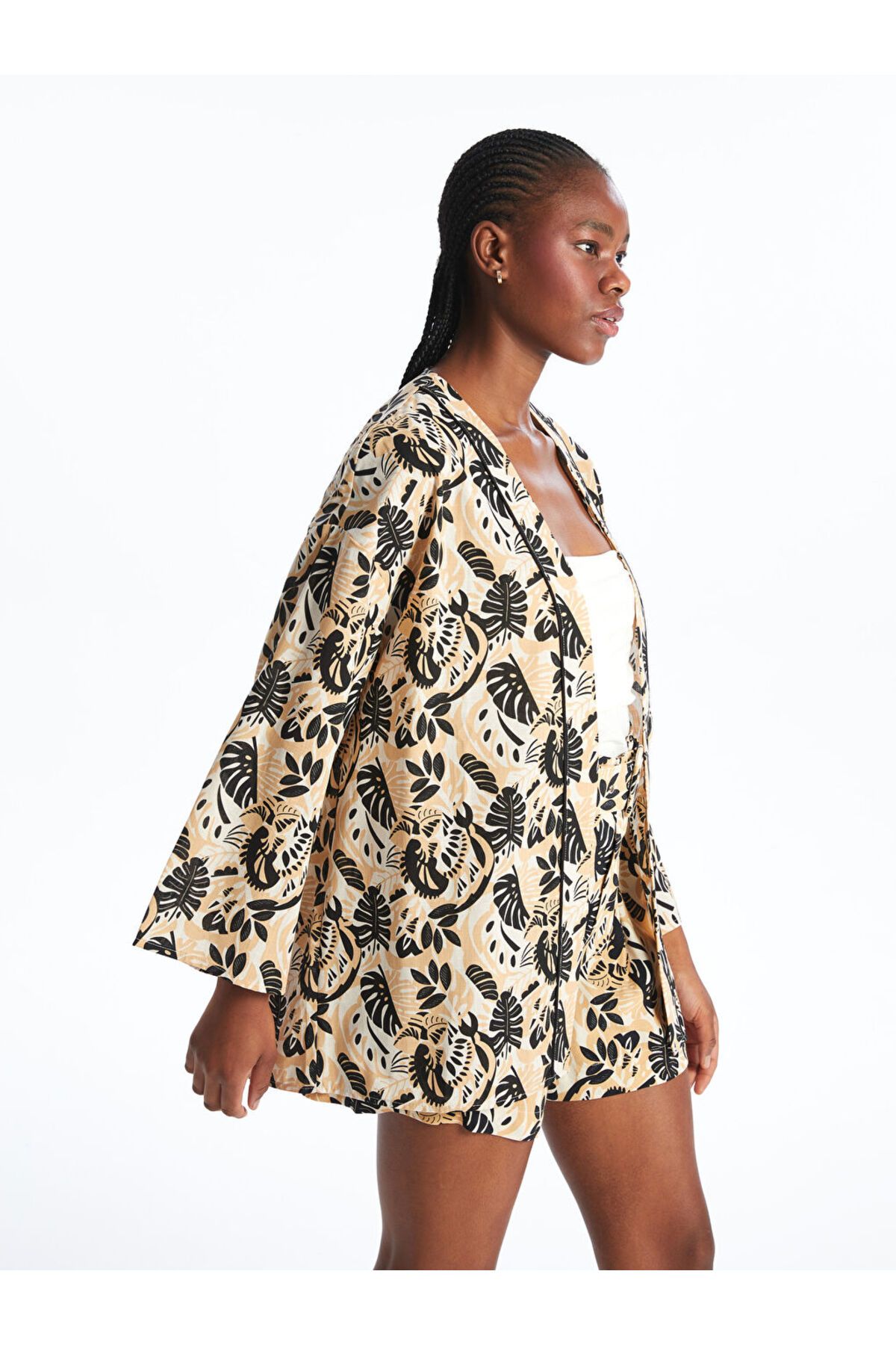 LC Waikiki Çiçekli Oversize Keten Görünümlü Kadın Kimono