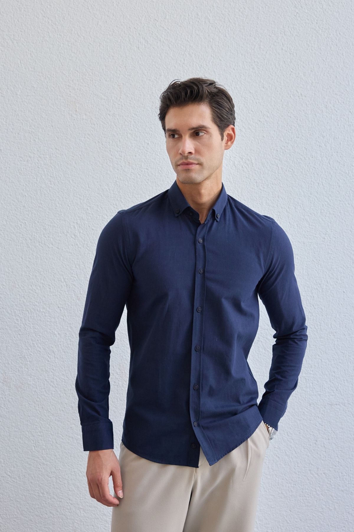 Livio Ferri Turi Erkek Pamuk Gömlek Modern Slim Fit Keten Görünümlü Uzun Kol