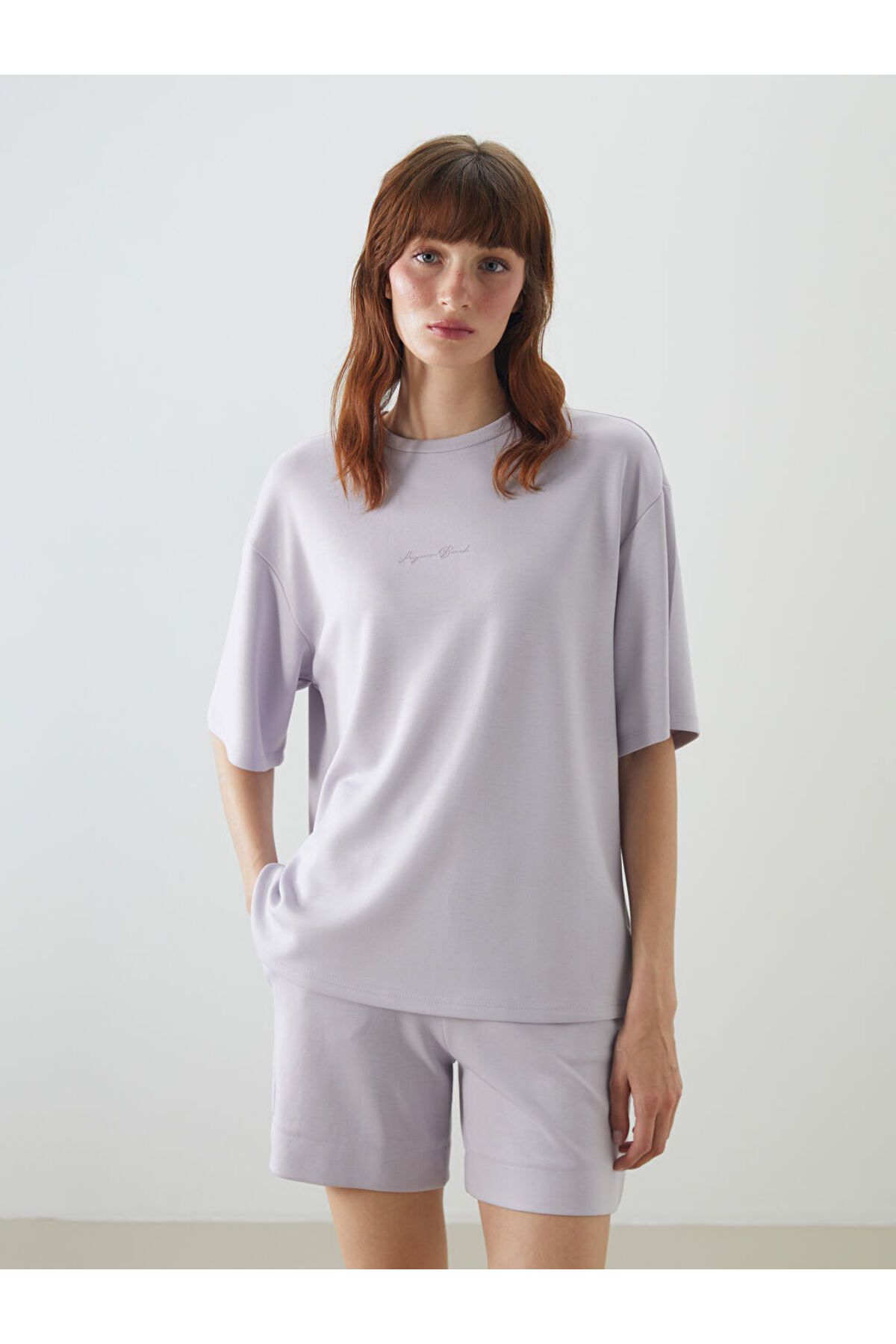 LC Waikiki Yeni Sezon Bisiklet Yaka Oversize Kadin Tisort - S5P280Z8