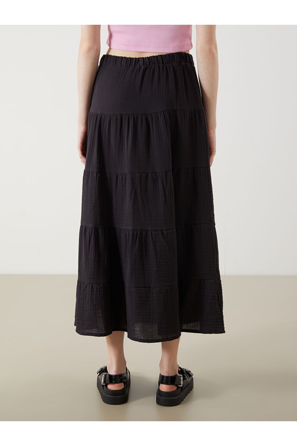 LC Waikiki-Xside Black Folded Skirt with Elastic Waist 4