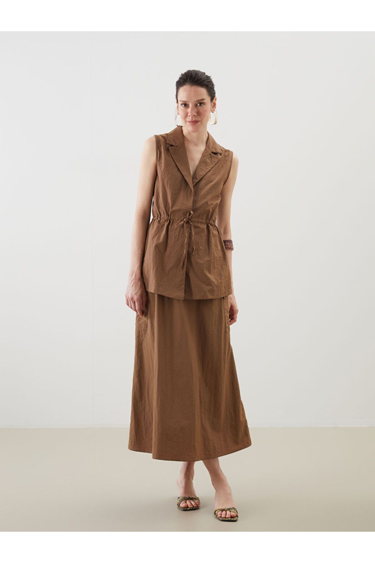 complete the look image