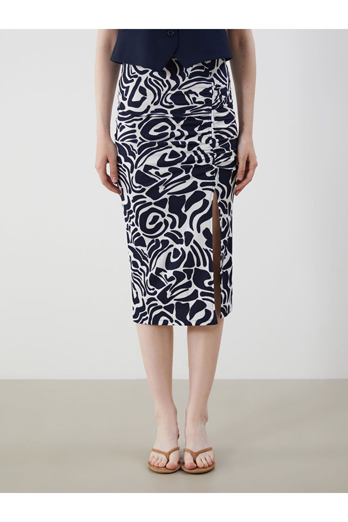 LC Waikiki-Patterned Gathered Skirt with Elastic Waist 2