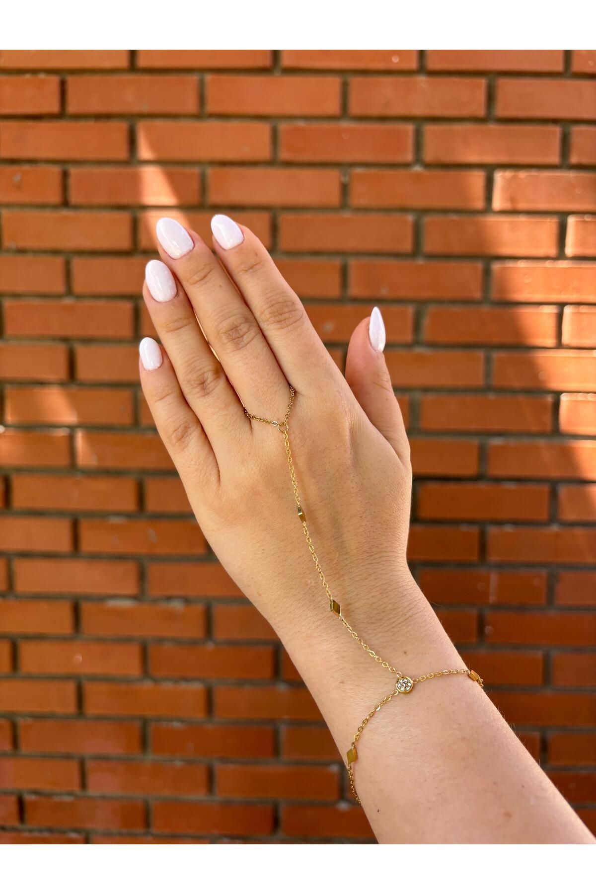 D&B Gold Minimal Taşlı Çelik Şahmeran