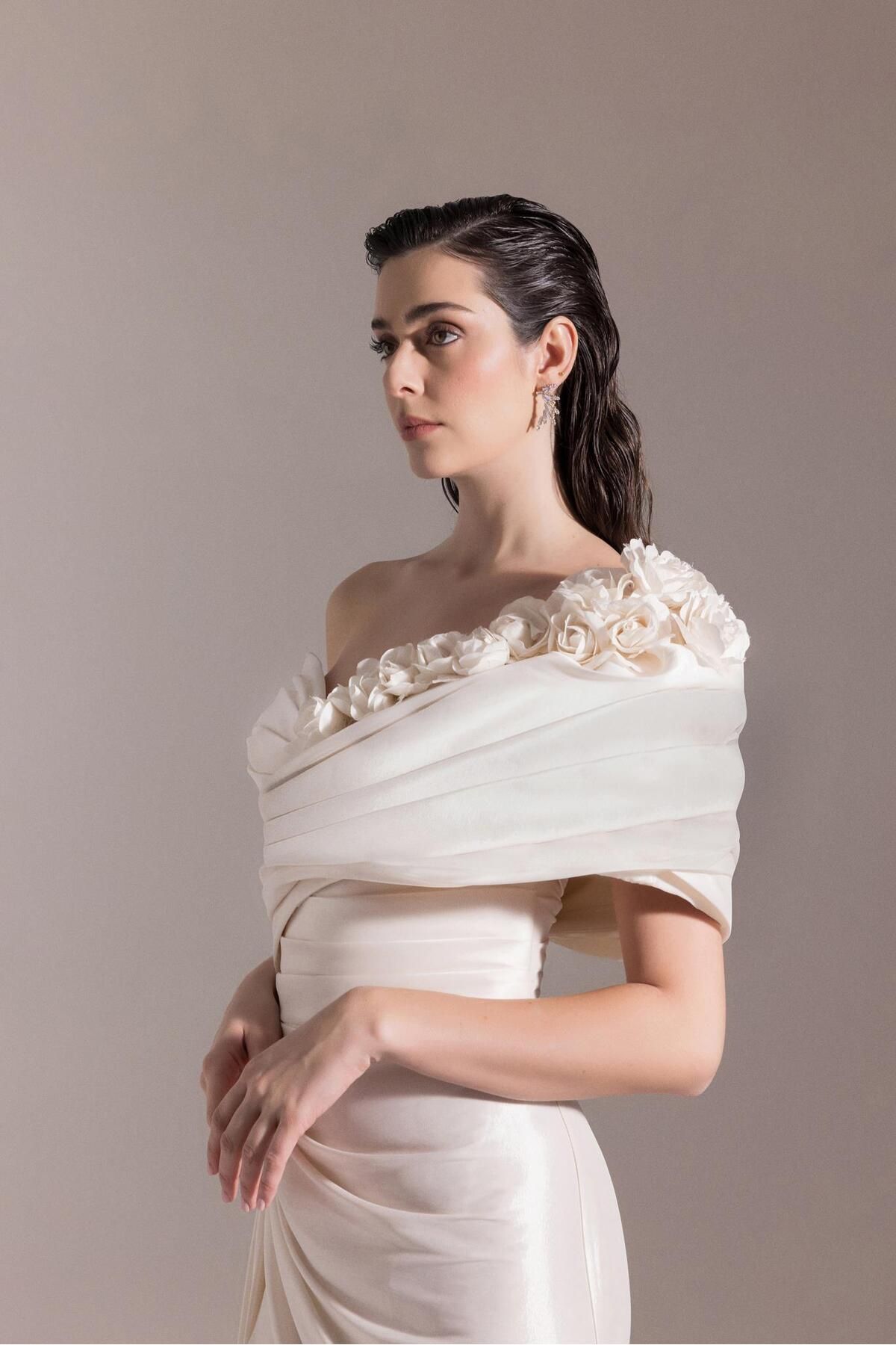 perfectmegastore Kenzel Yaka Drape Ve Çiçek Detaylı Abiye Elbise-A25030