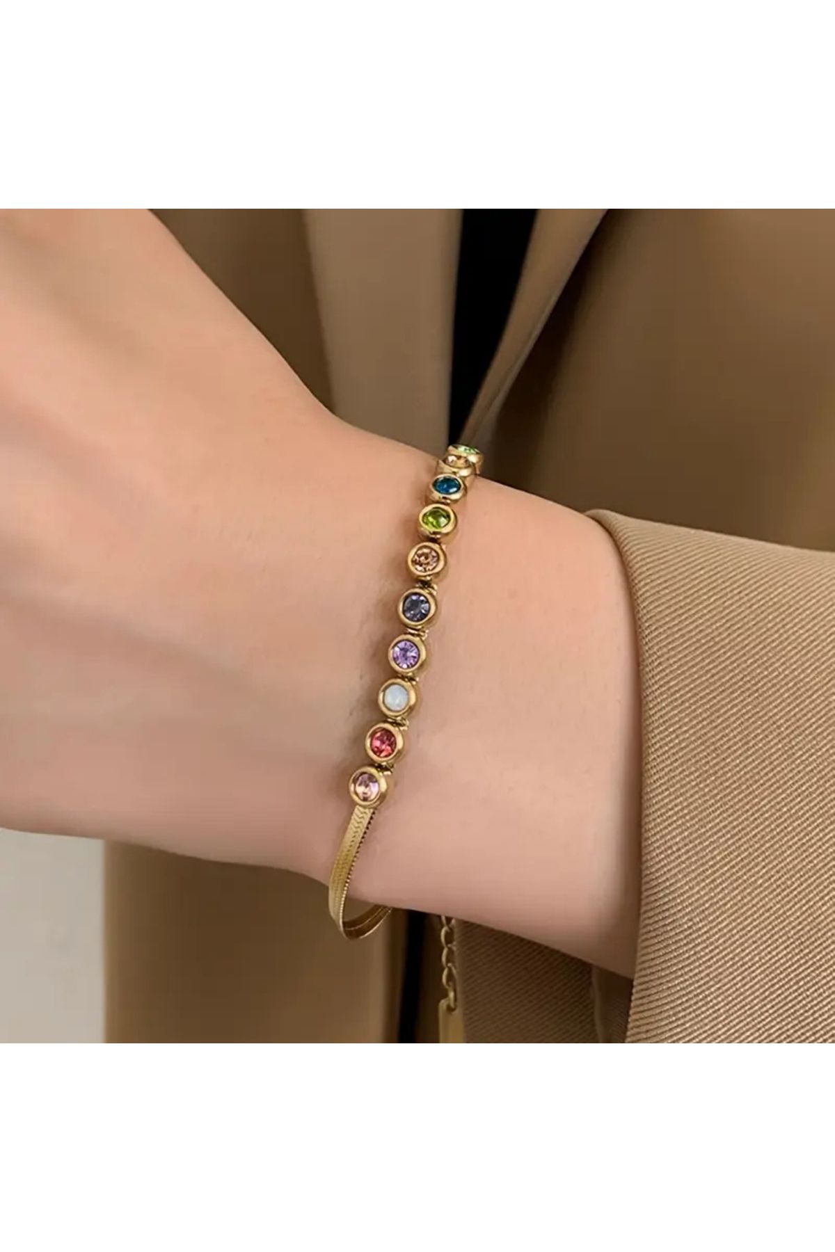 idilia jewery Renkli Taşlı 18K Altın Kaplama Kadın Bileklik – Titanyum Çelik, Ayarlanabilir Zincirli