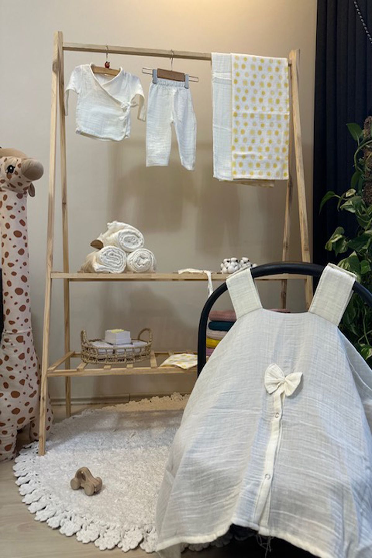 TİJA Hastane çıkış Seti %100 Pamuk Battaniye, Kimono takımı, Müslin Örtü, Fular, Puset Örtüsü, Çorap