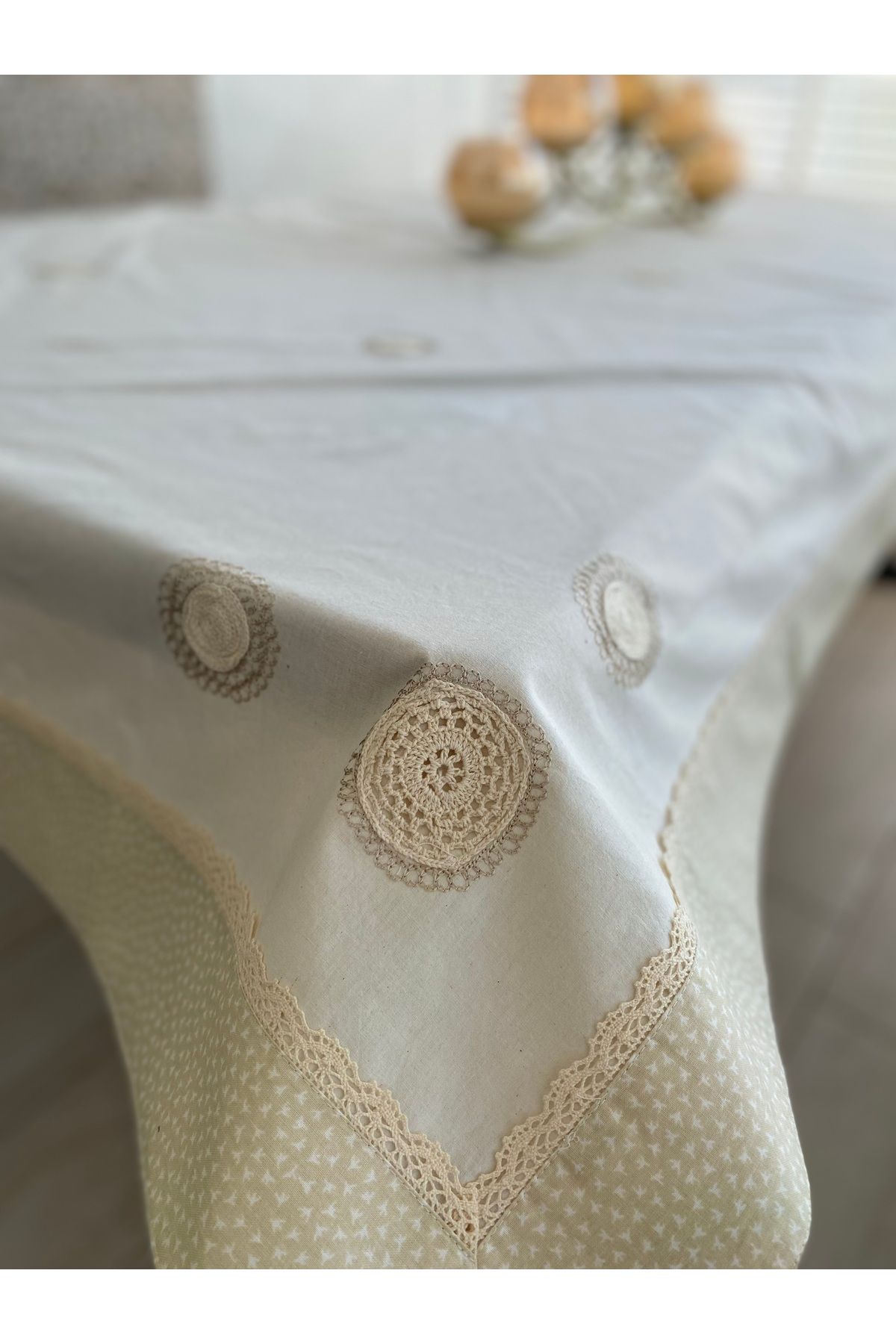 Bohemian Naturel Buldan Keteni İnce Dantelli Kahve Bordürlü 140 x 240 cm Masa Örtüsü