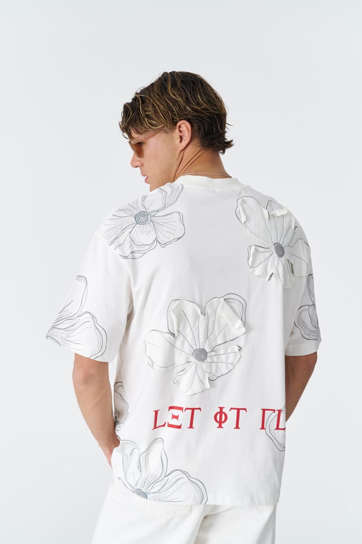 CANMODA Let It Bloom Oversize Tişört - Beyaz