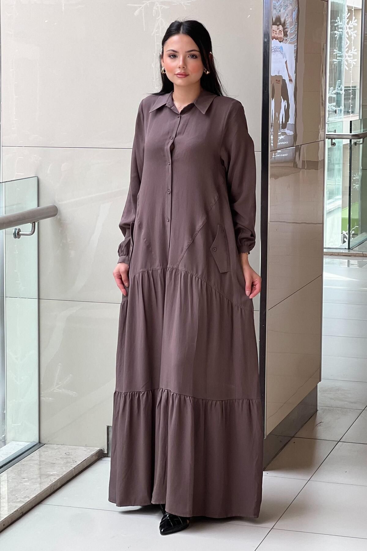 Nurcan Çetin Yarıya Kadar Düğmeli Valonlu Pamuk Elbise