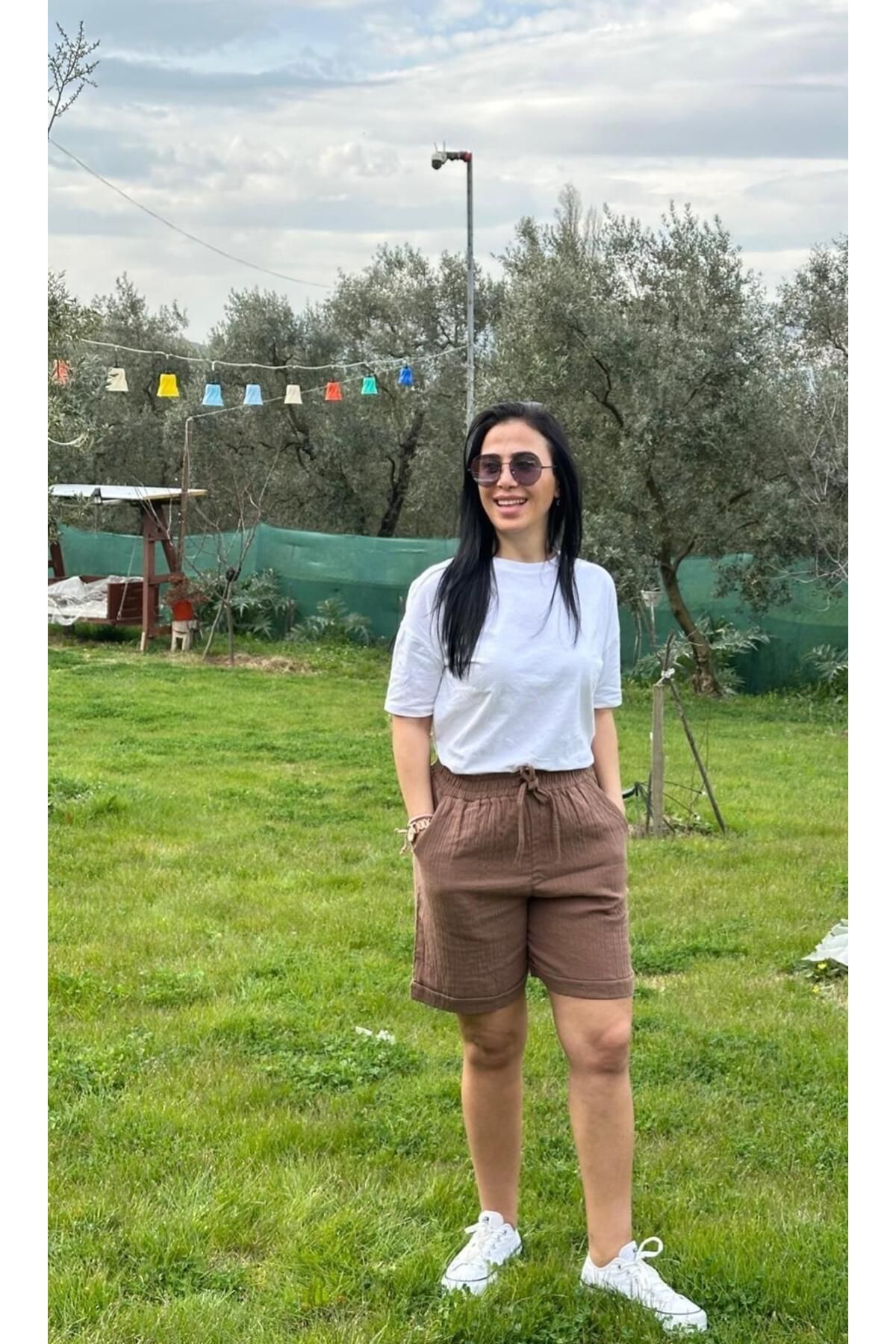 KTY TR KADIN v GENÇ MÜSLİN ŞORT DÖKÜMLÜ DETAYLI