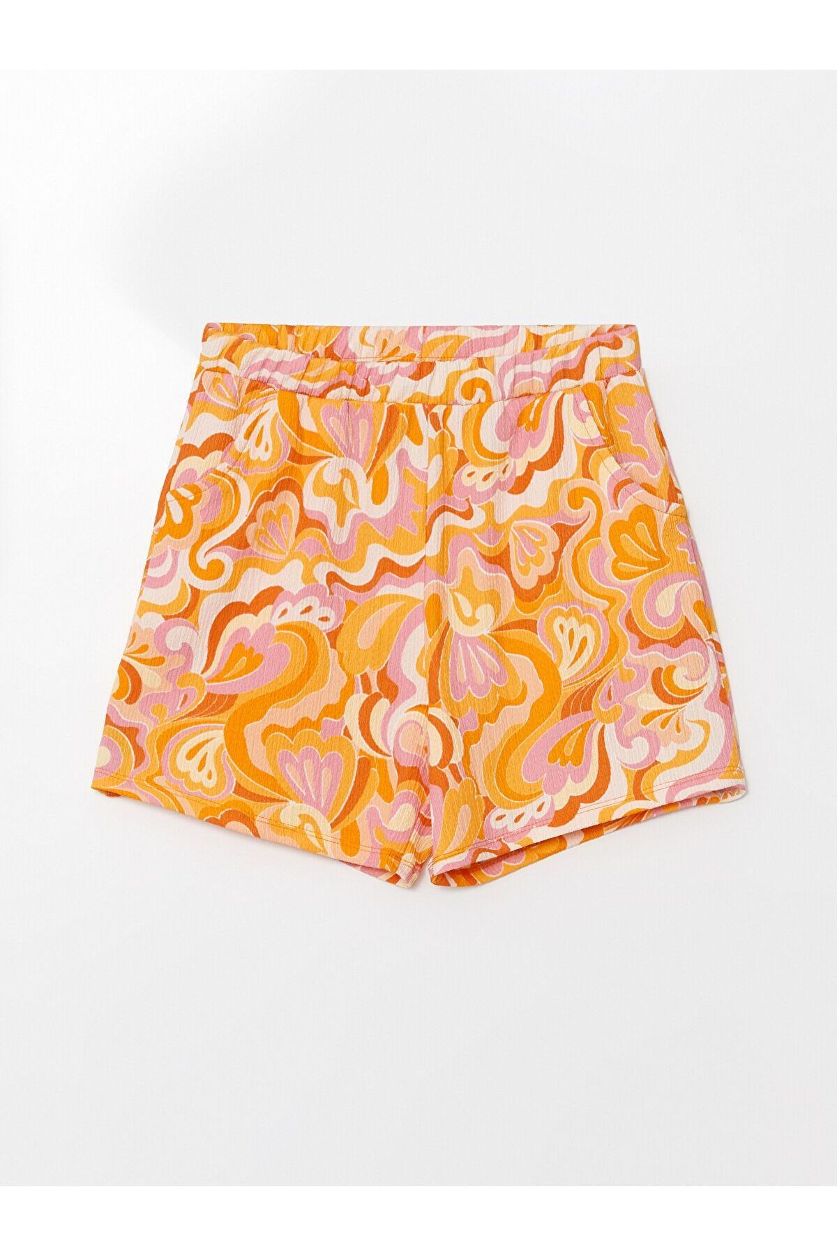 LC Waikiki-Batik Patterned Girl's Shorts with Elastic Waist 1