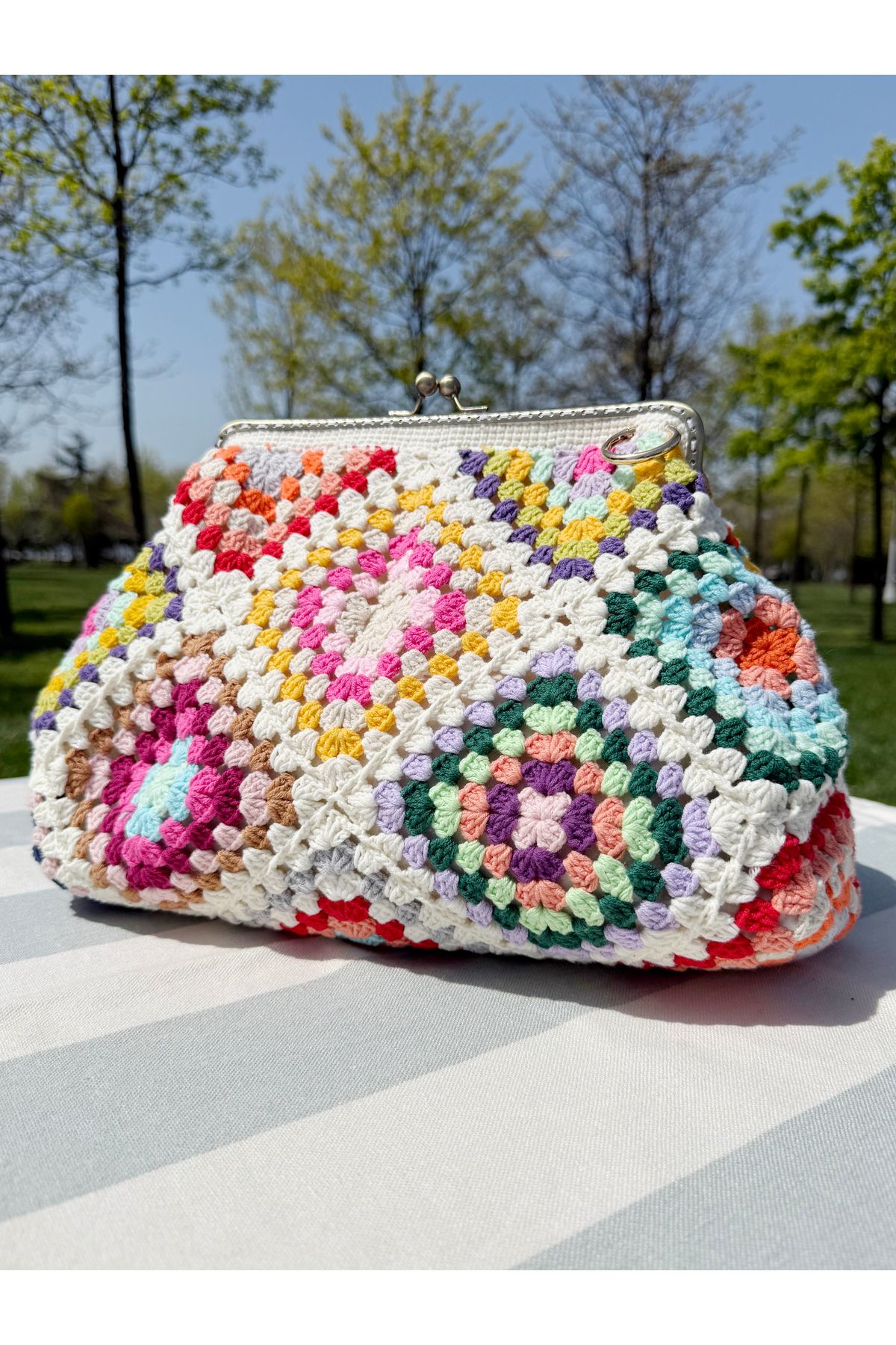 Bunibag Metal Burslu Retro Çanta