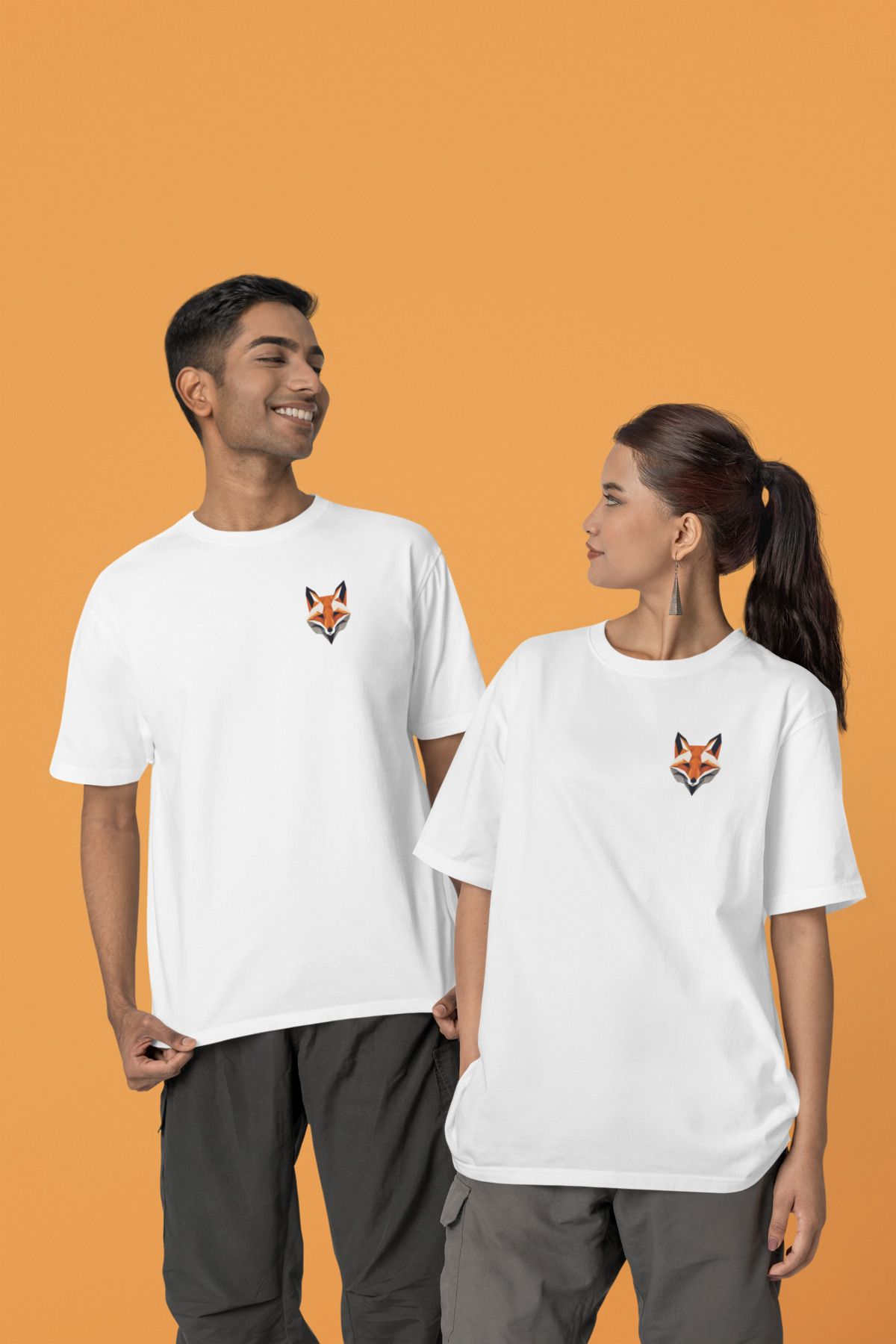 Merfy Wear Bestia Geometrica - Oversize - Unisex - %100 Pamuk - Bisiklet Yakalı Tilki Baskılı Tişört