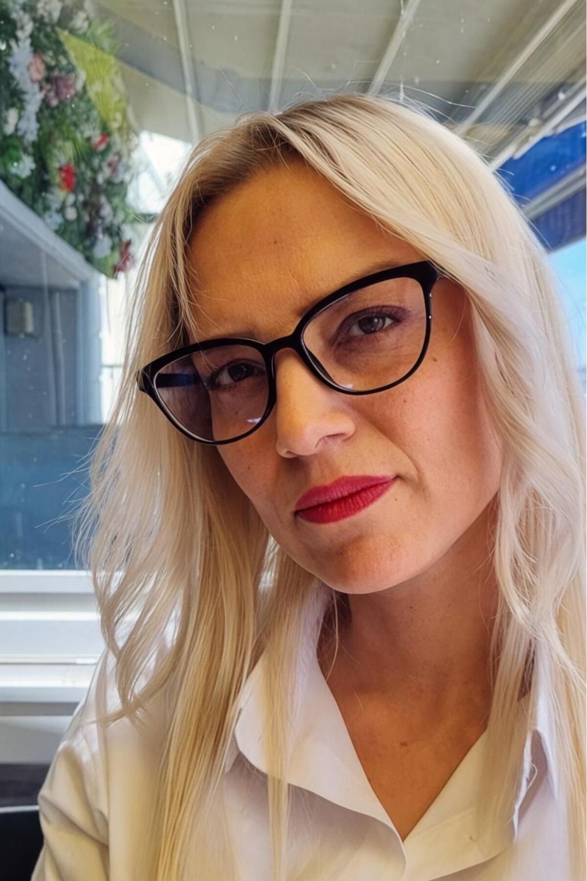 Uniquetrenders Kadın Fallon Mavi Işık Korumalı Dinlendirici Cat Eye Model Ekran Gözlüğü